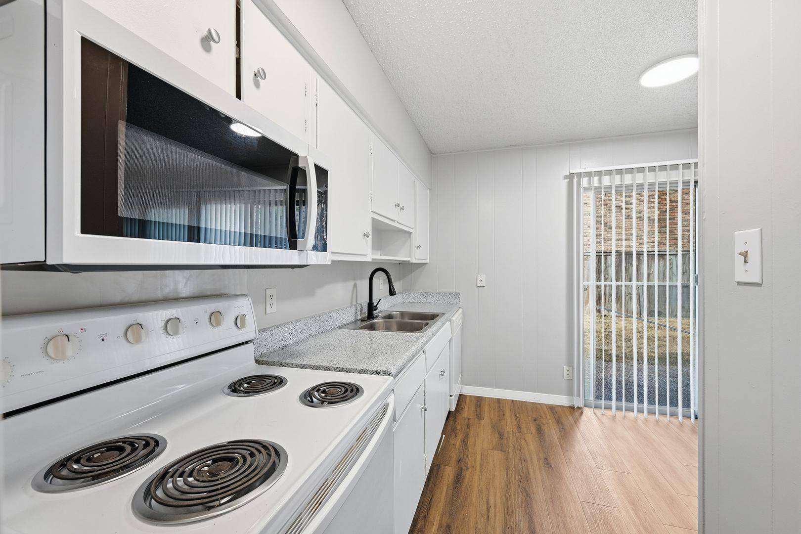 620 W 51st ST #103, Austin, TX 78751
