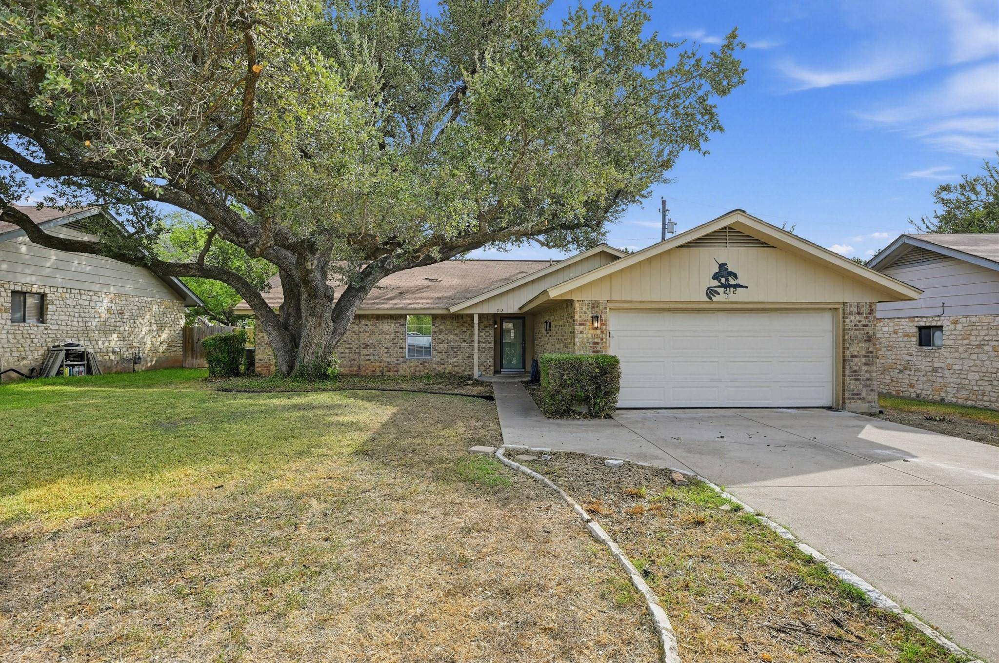 212 Burning Tree DR, Georgetown, TX 78628