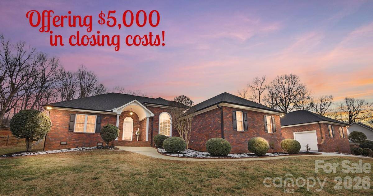 6104 Charity DR, Marshville, NC 28103