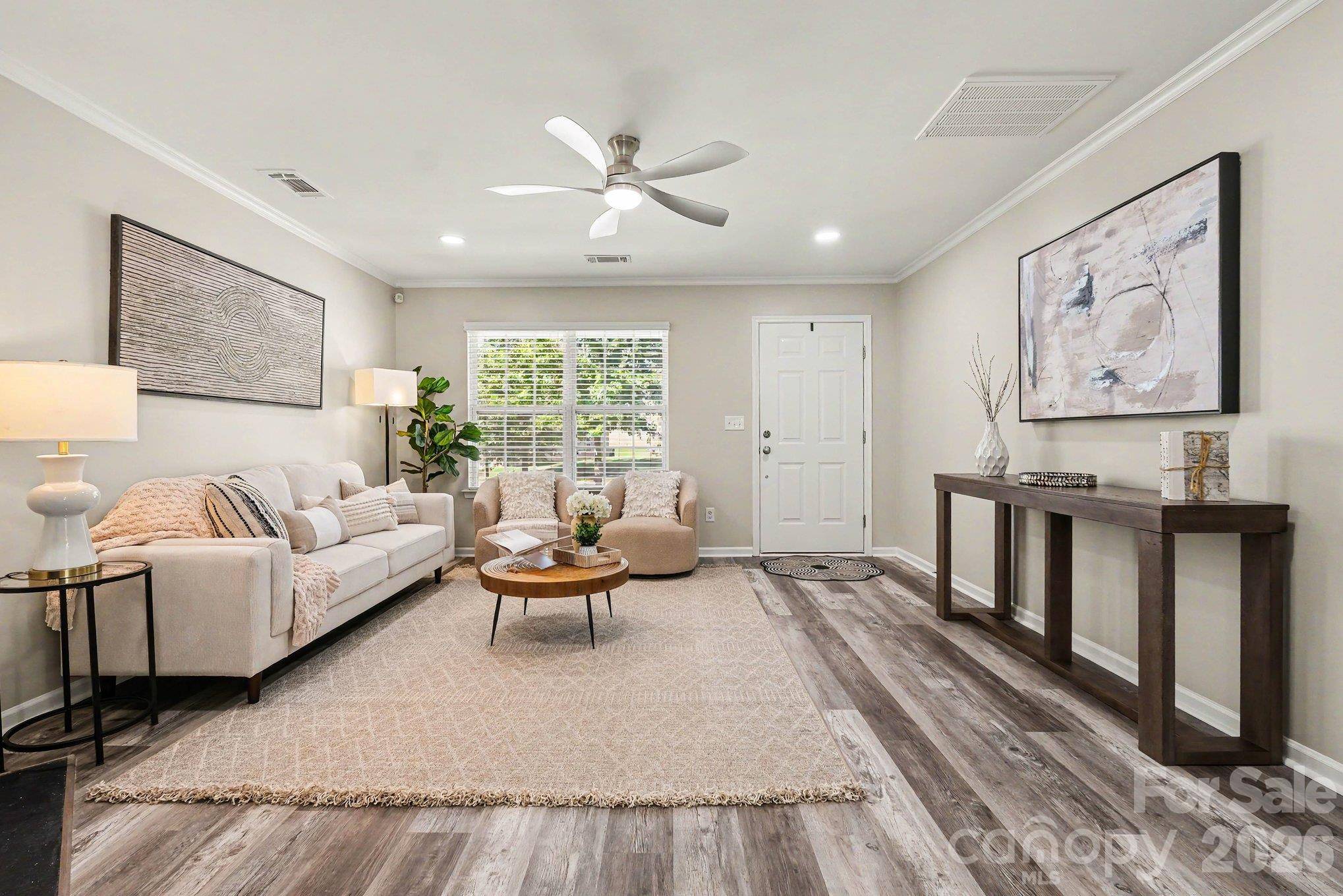 6826 Broad Valley CT, Charlotte, NC 28216
