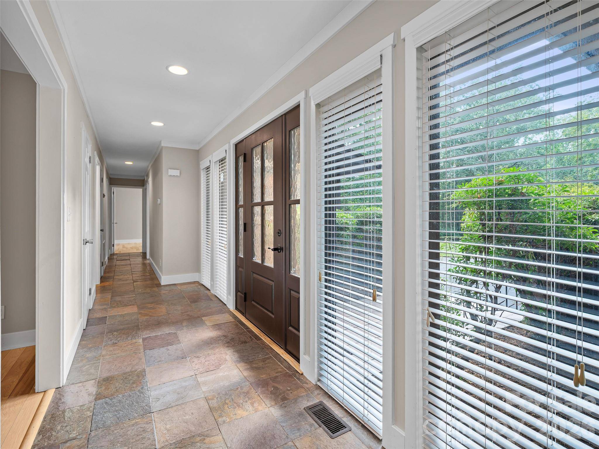 130 Brandon RD, Hendersonville, NC 28739