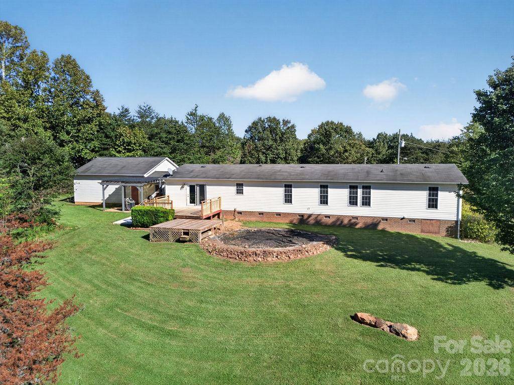 6041 Kaylas Ridge RD, Connelly Springs, NC 28612