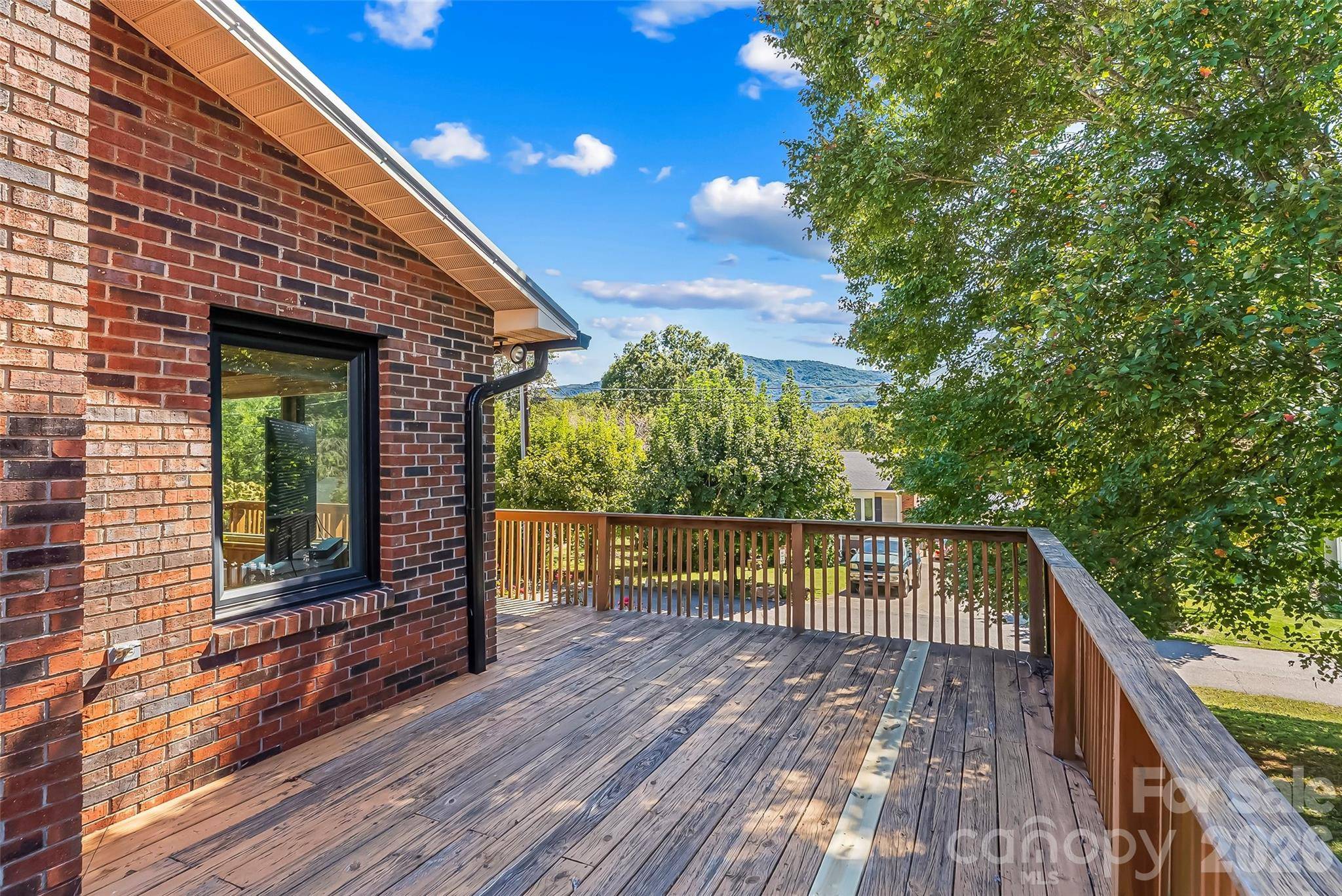 14 Three J LN, Swannanoa, NC 28778