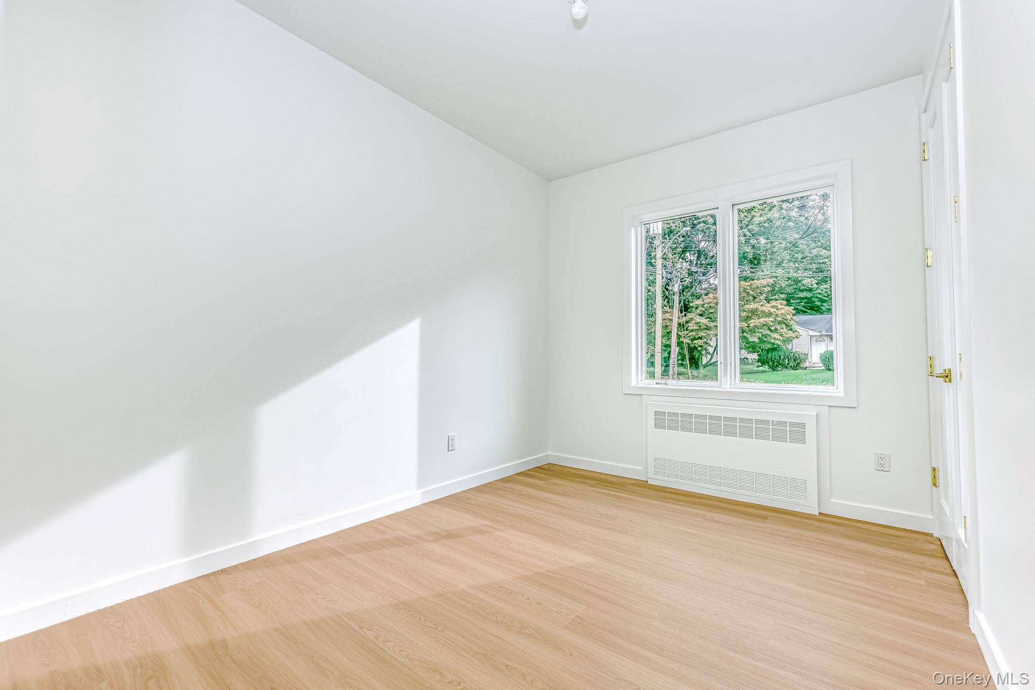 2 Roberts RD #202, Monsey, NY 10952