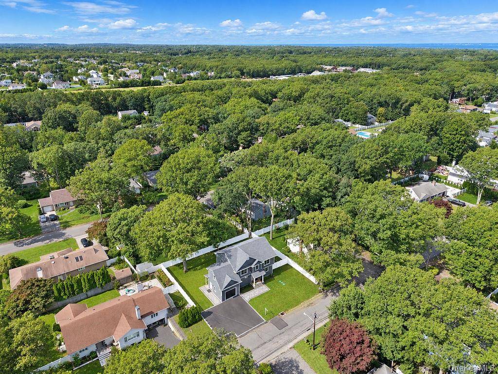 218 W Tyler AVE, Miller Place, NY 11764