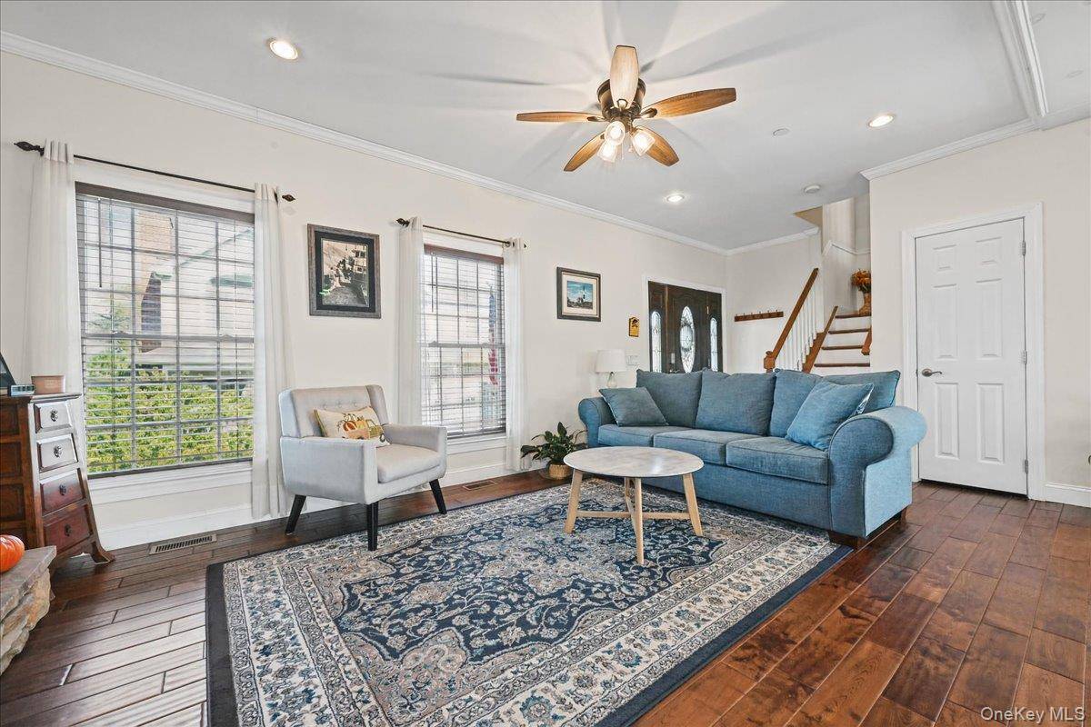 632 Arthur ST, Baldwin, NY 11510