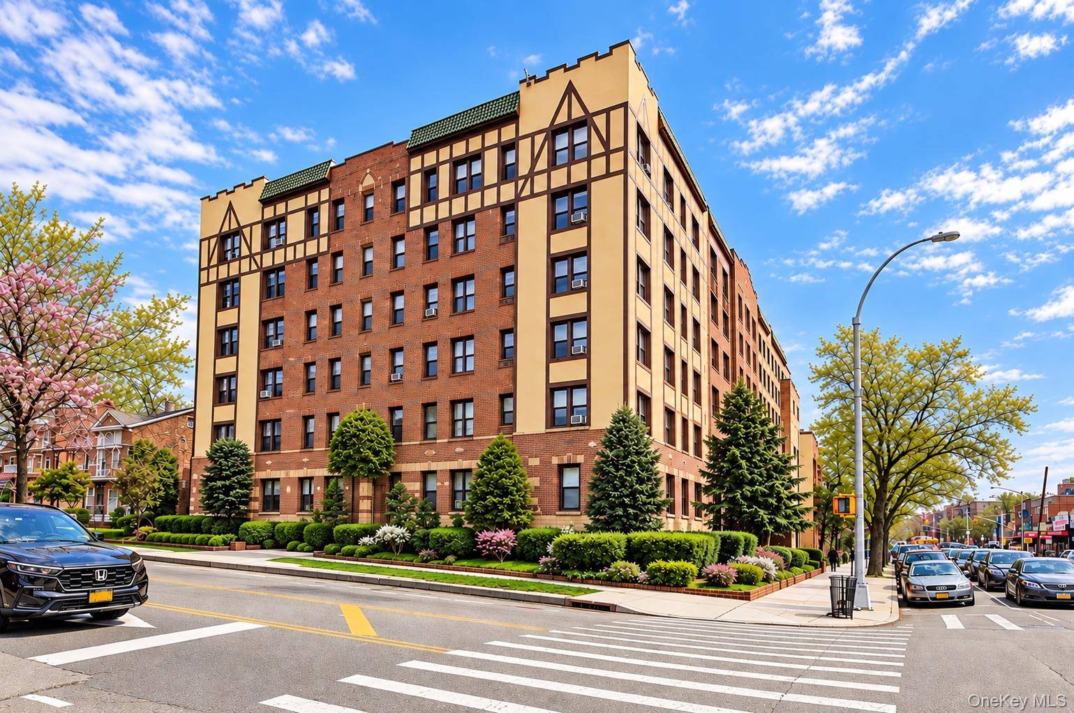 115-25 Metropolitan AVE #224, Kew Gardens, NY 11418