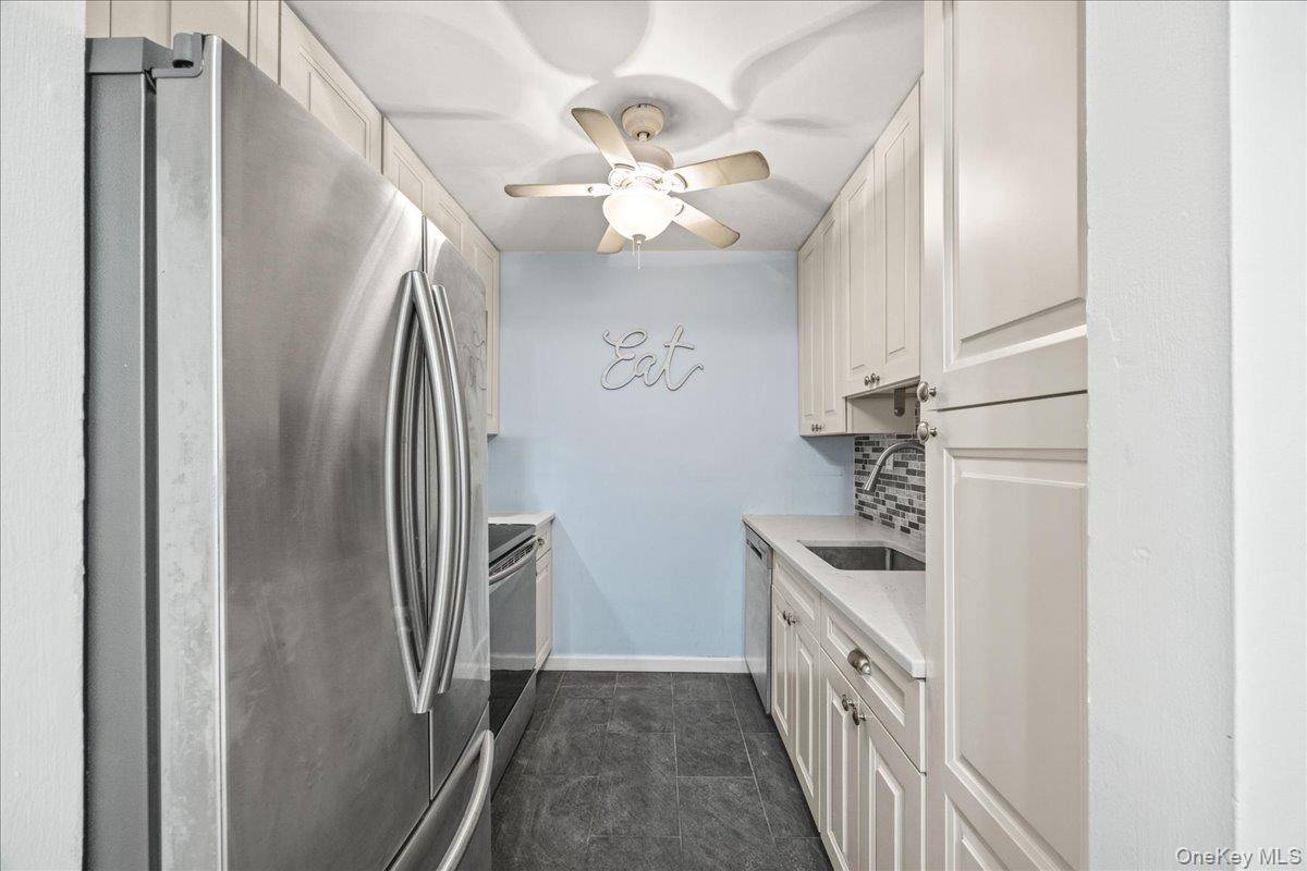 42 Richmond BLVD #3A, Ronkonkoma, NY 11779