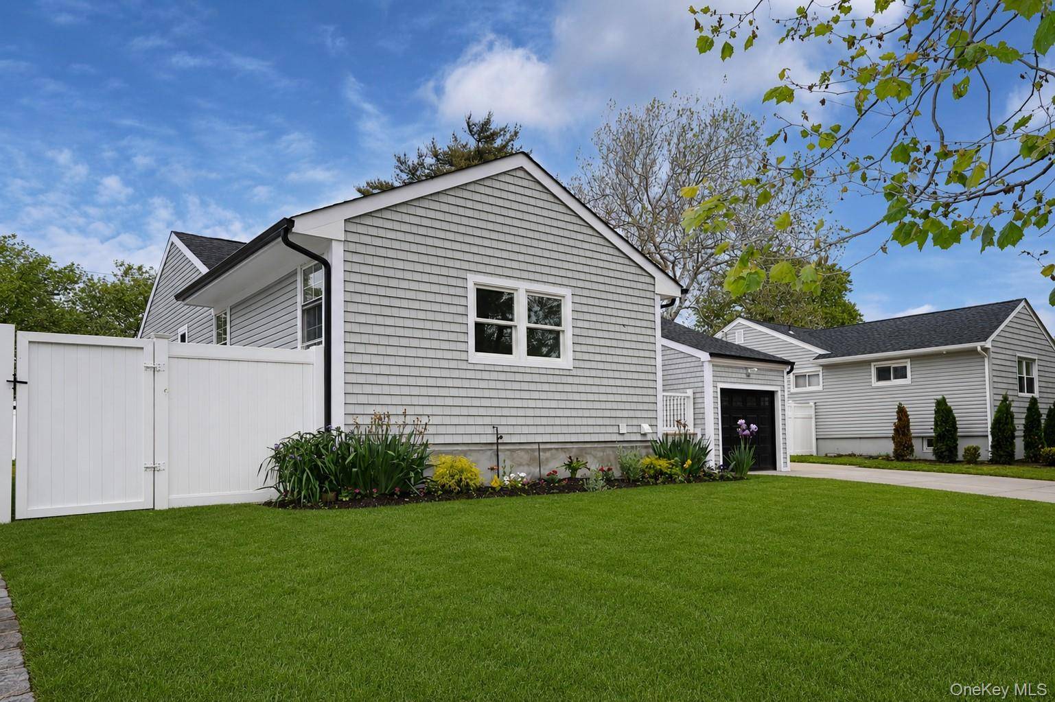 224 Hungry Harbor RD, Valley Stream, NY 11581