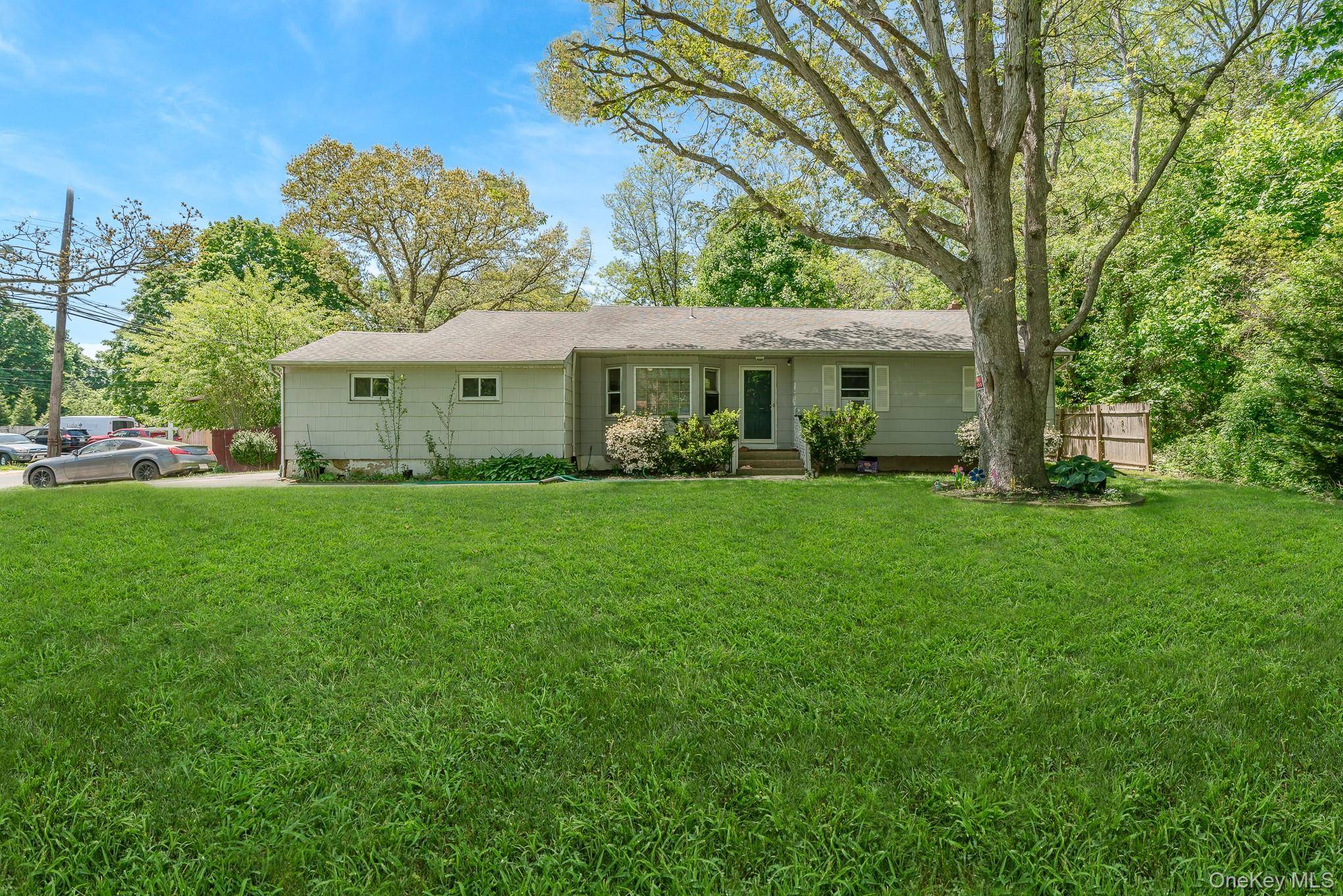 103 Gates AVE, Central Islip, NY 11722