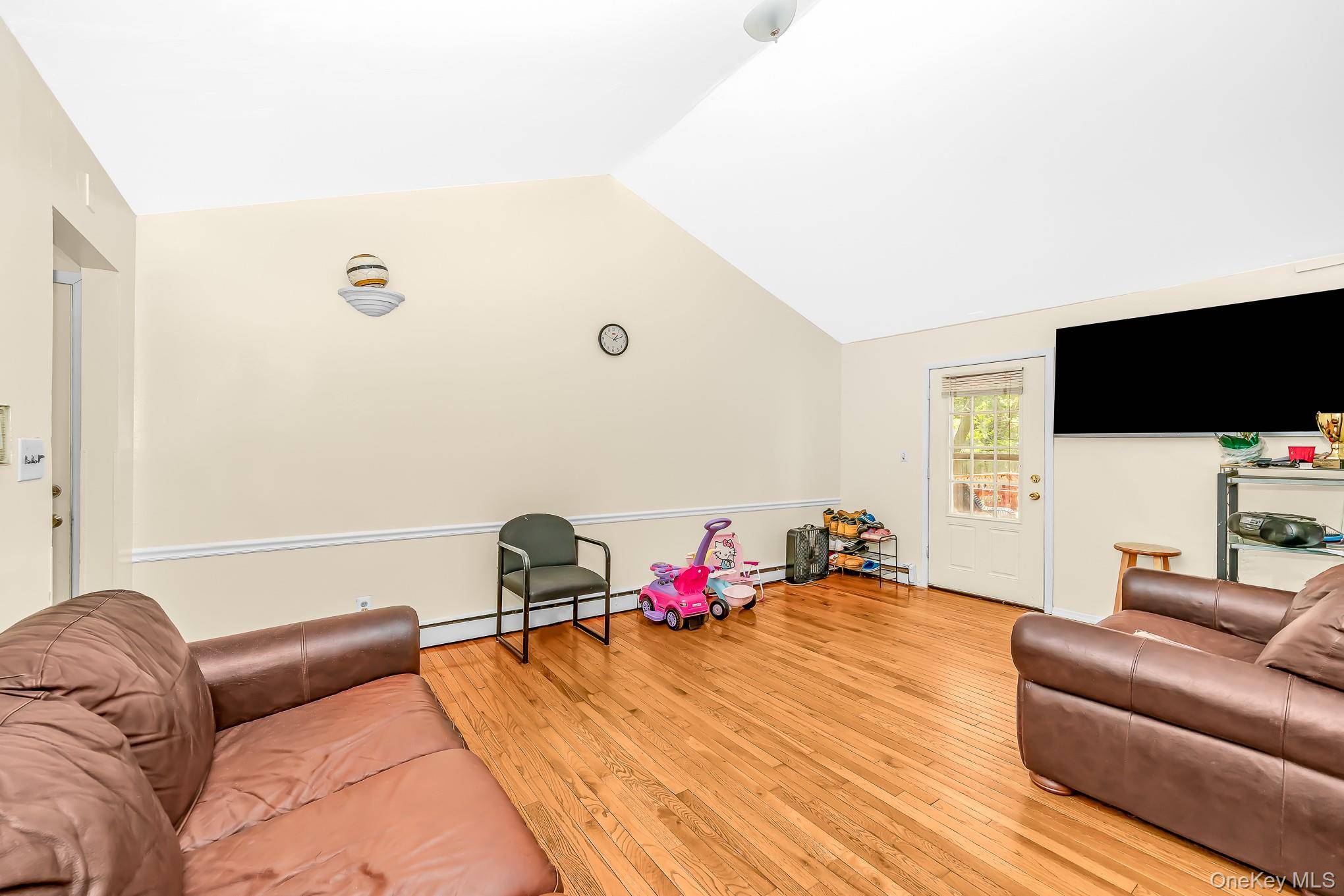 103 Gates AVE, Central Islip, NY 11722