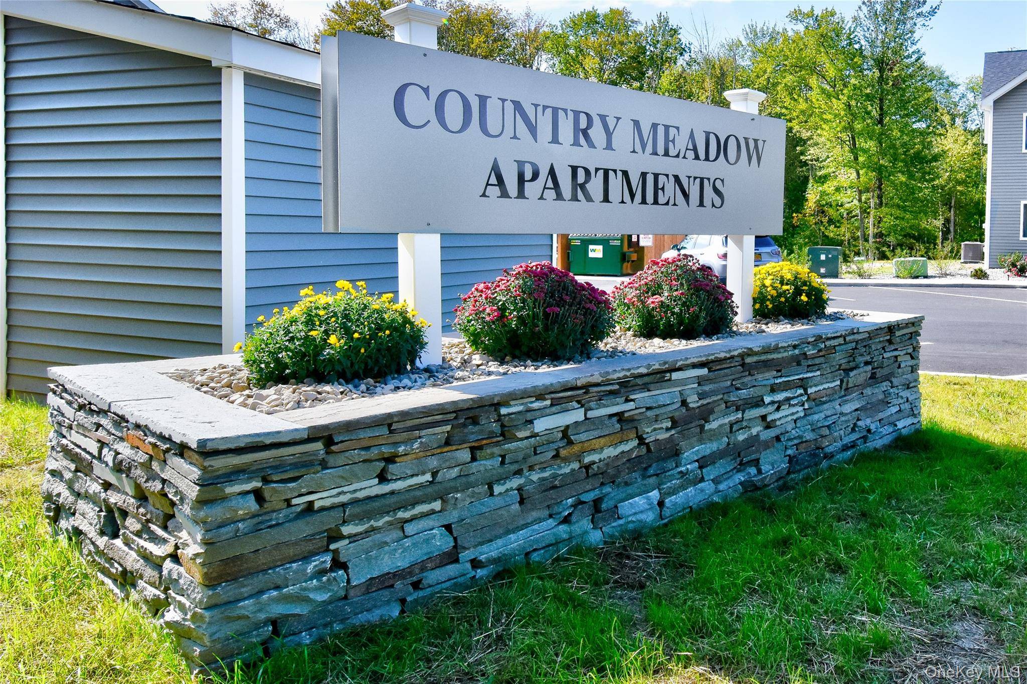 45 LEVY PL, Saugerties, NY 12477