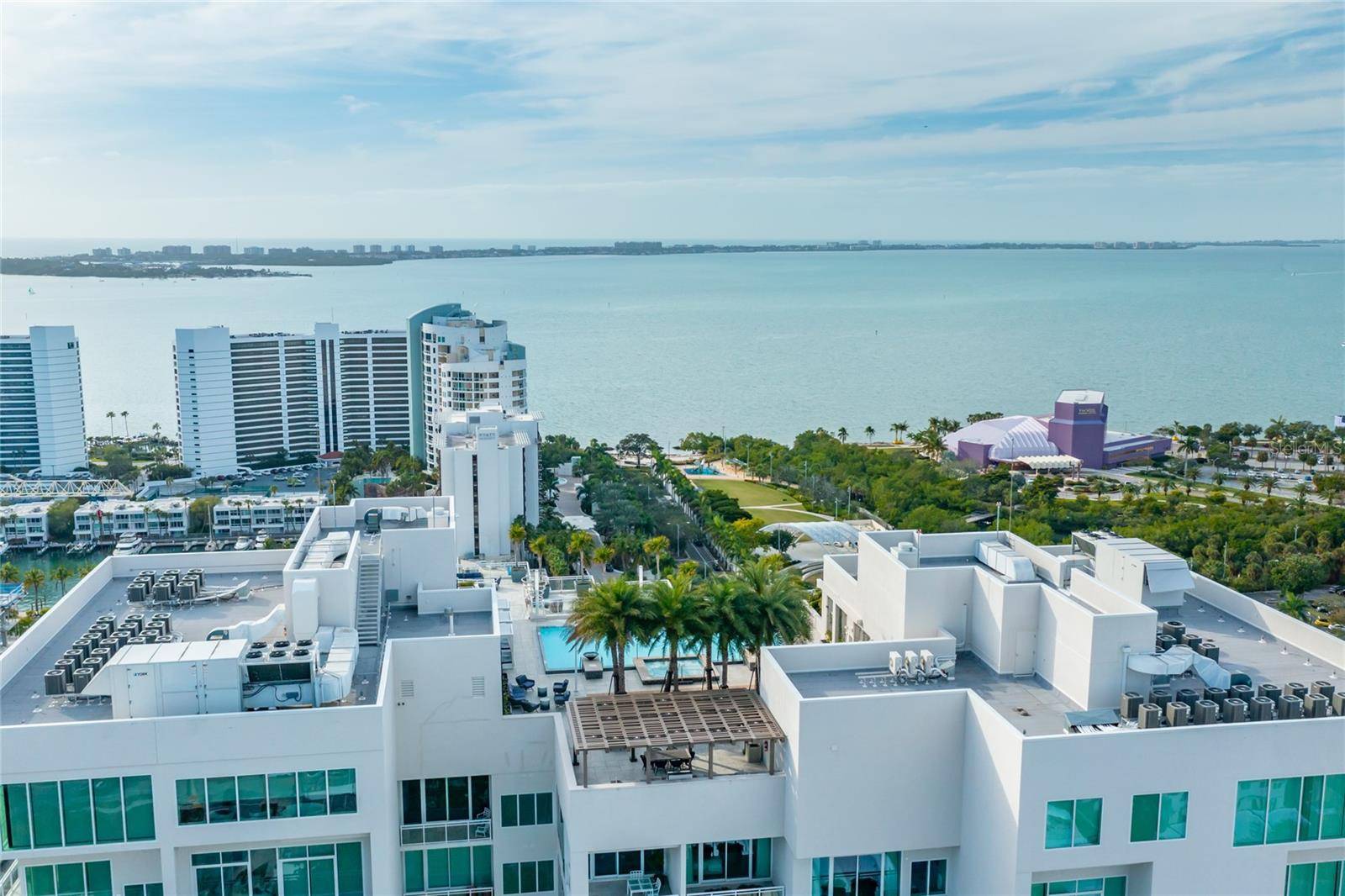 540 N TAMIAMI TRL #1604, Sarasota, FL 34236