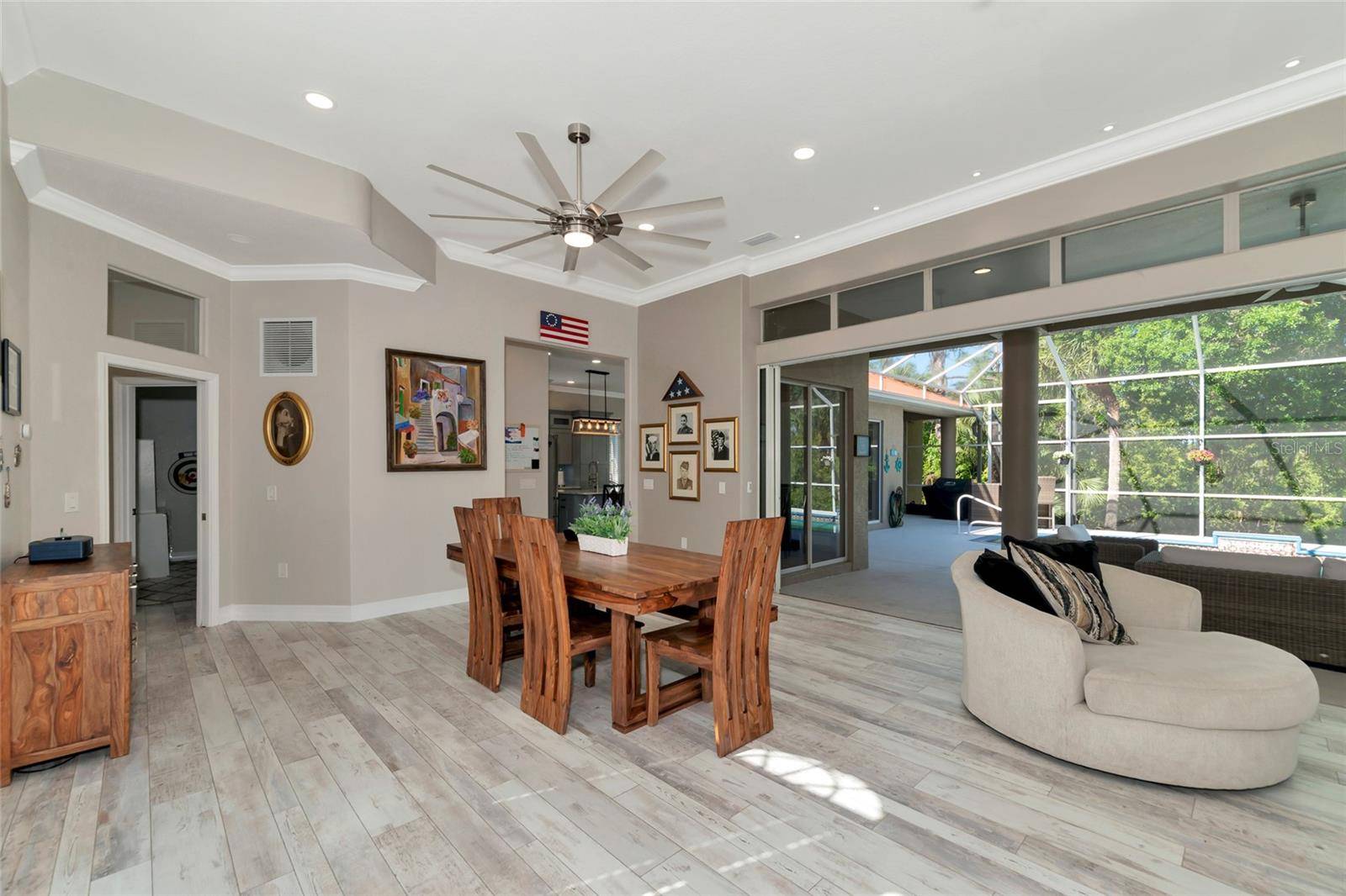 1101 KINGS WAY DR, Nokomis, FL 34275