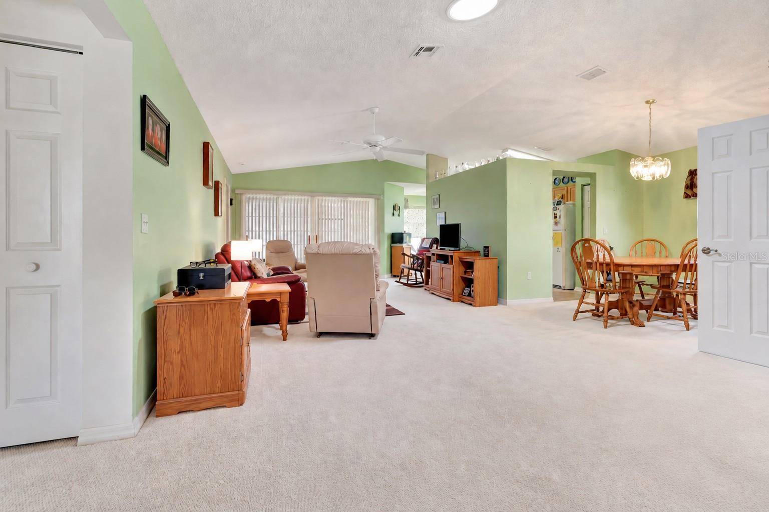 911 GRAND VISTA TRL, Leesburg, FL 34748
