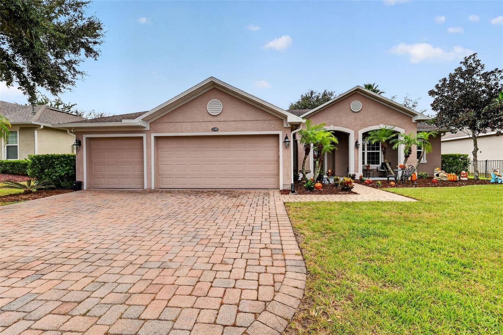 1109 HARMONY LN, Clermont, FL 34711