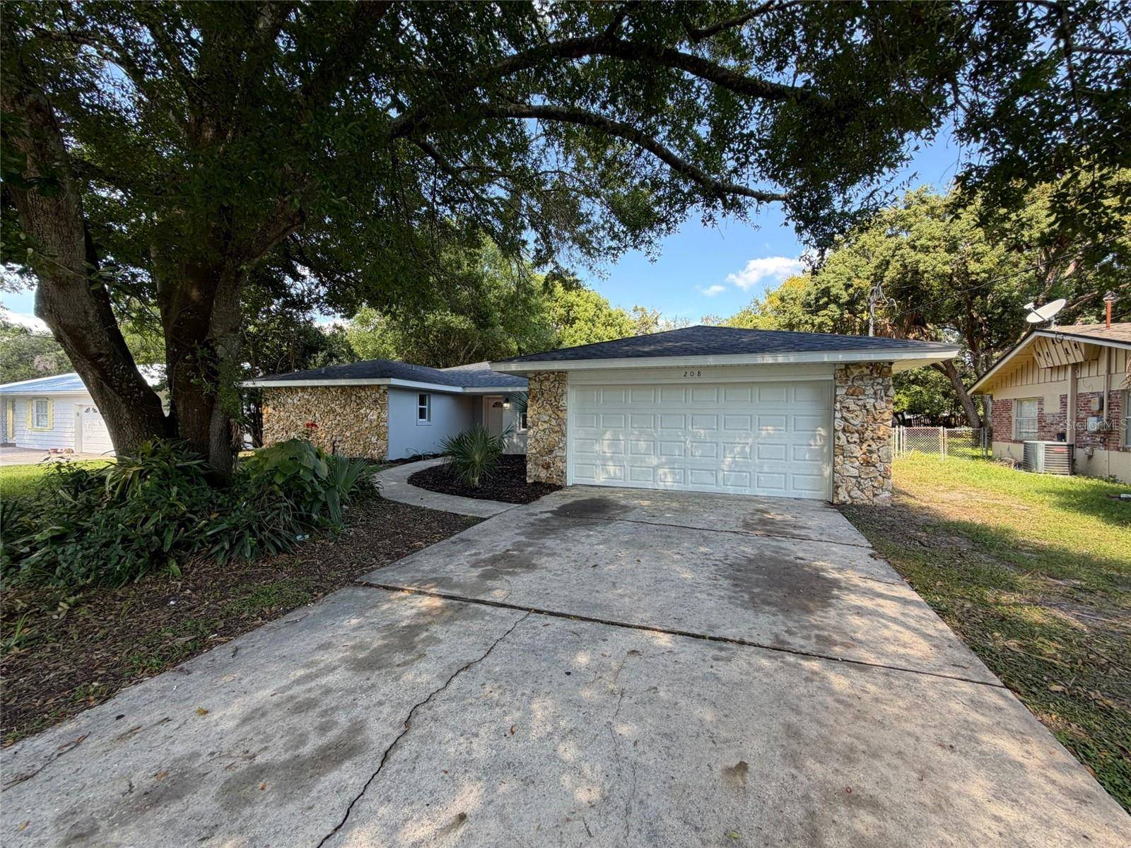 208 ROBIN RD, Altamonte Springs, FL 32701