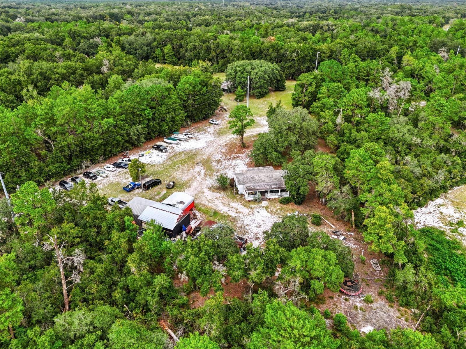 1 BAY TRAK, Ocklawaha, FL 32179