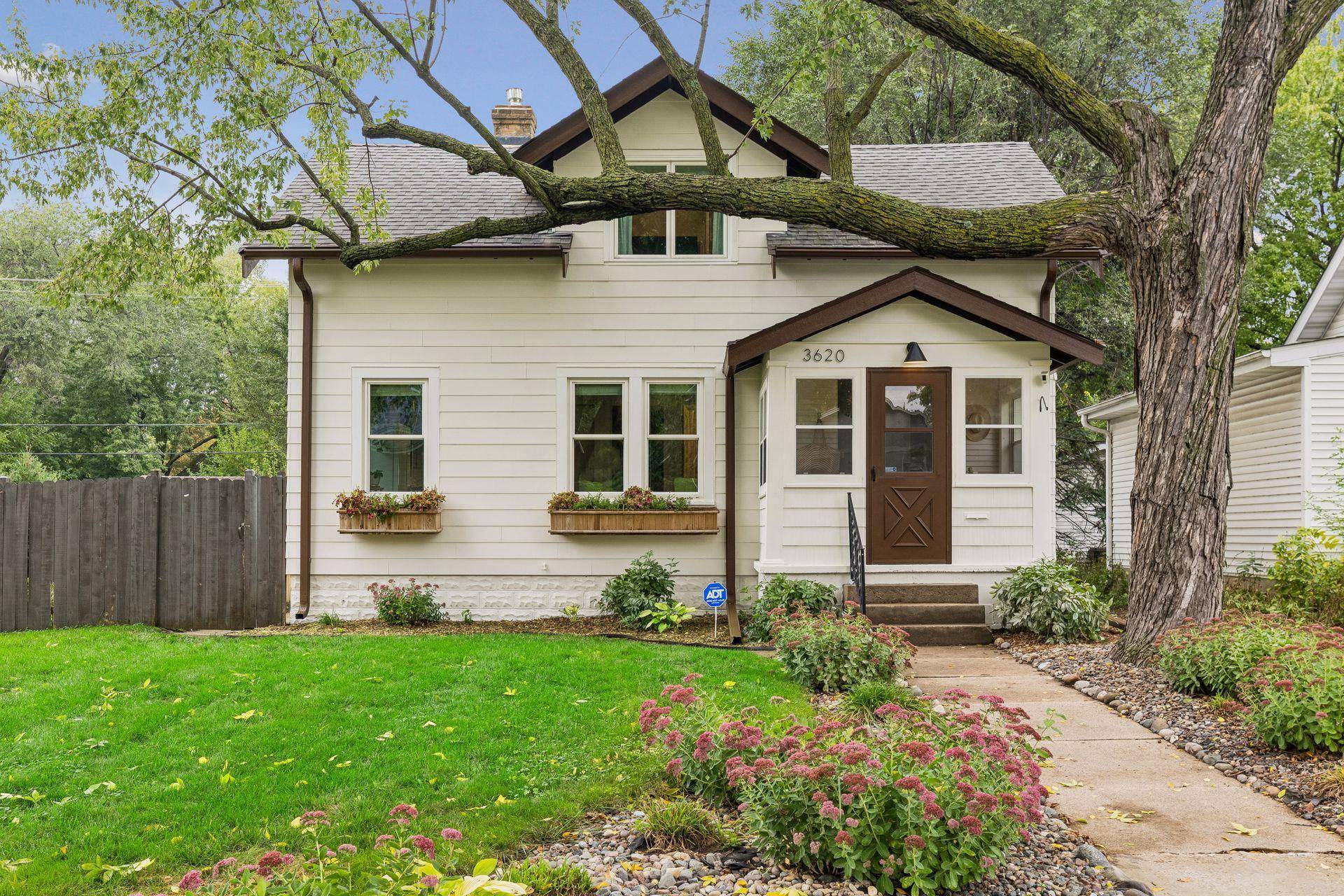 3620 Rhode Island AVE S, Saint Louis Park, MN 55426