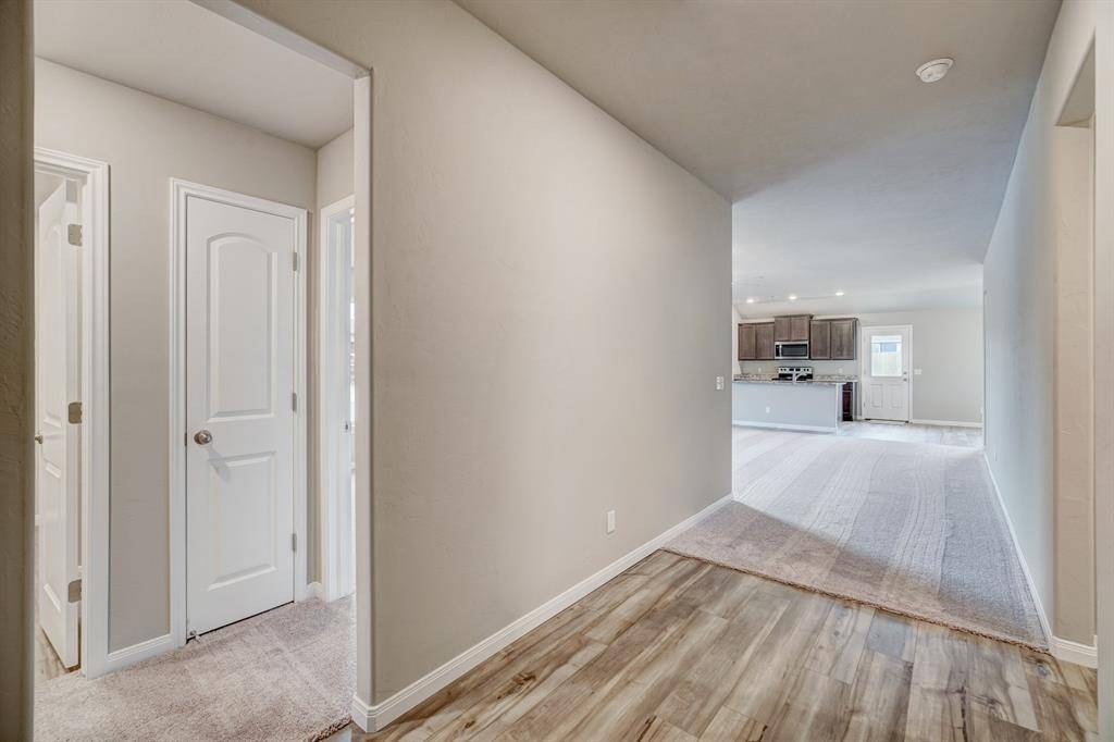 1902 Palmatum RD, El Reno, OK 73036