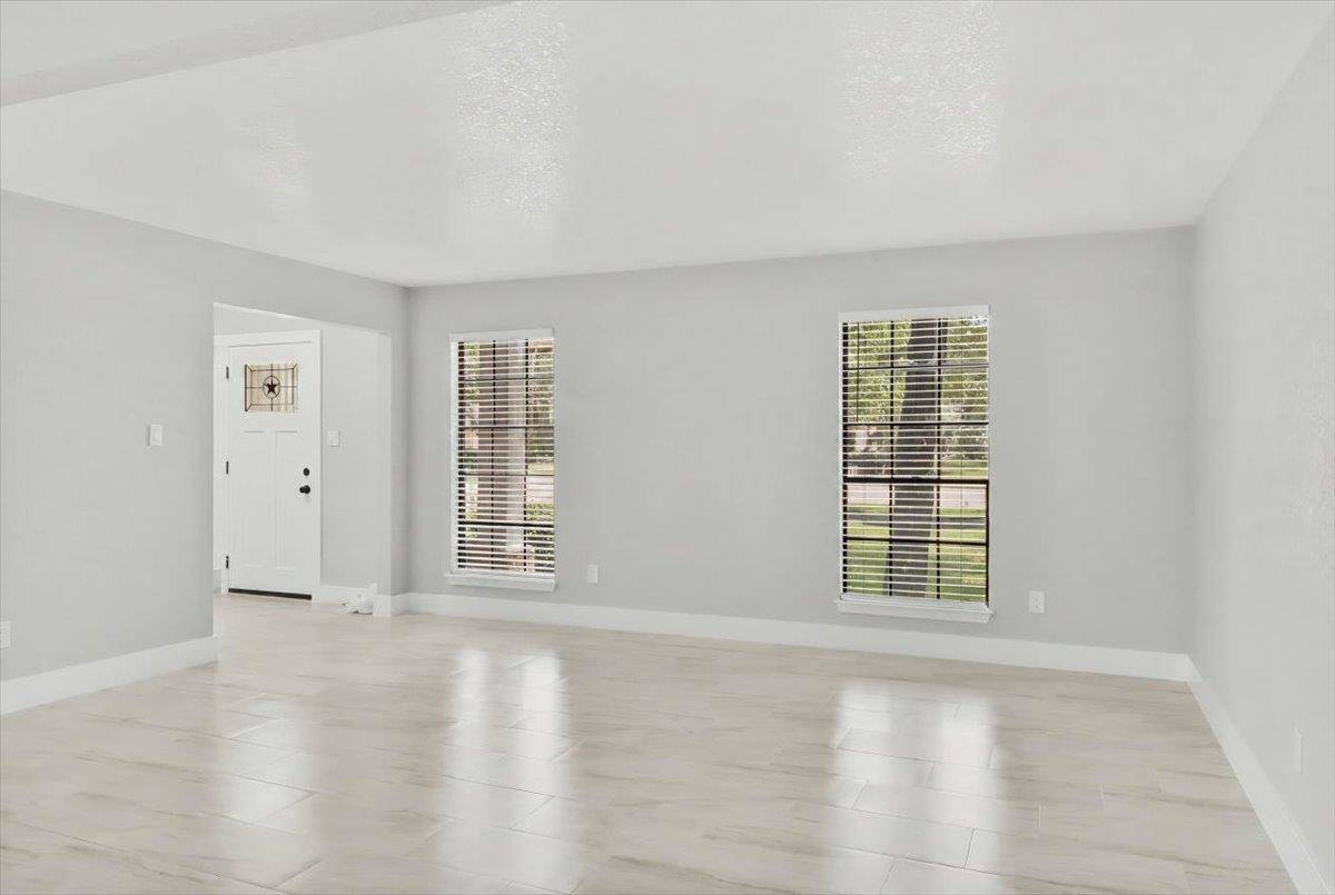 1612 Hermitage DR, Round Rock, TX 78681