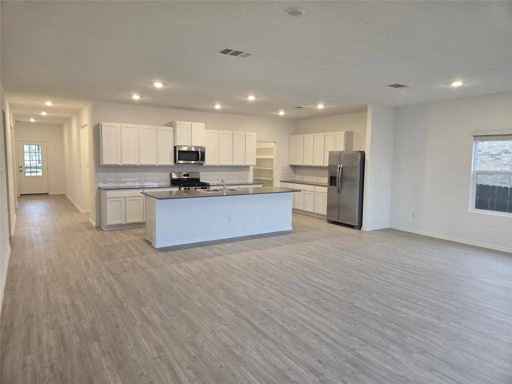 1816 Boggy Creek Ranch RD, Andice, TX 78628