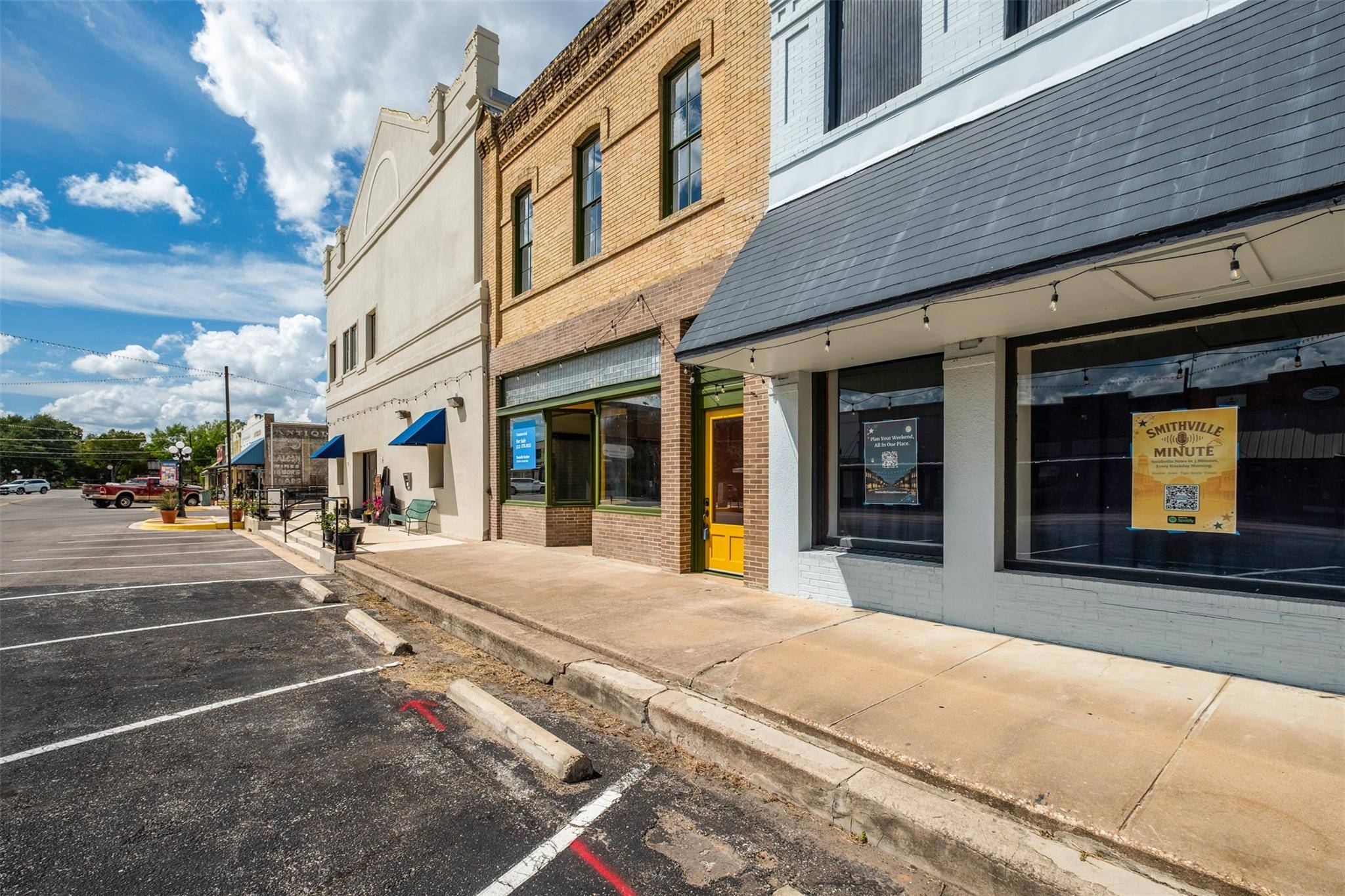 203 Main ST, Smithville, TX 78957