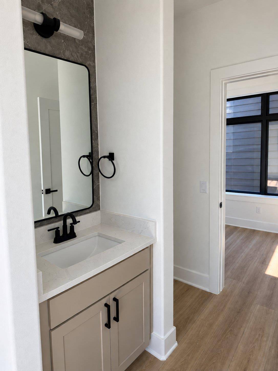 605 E 55th ST #5, Austin, TX 78751