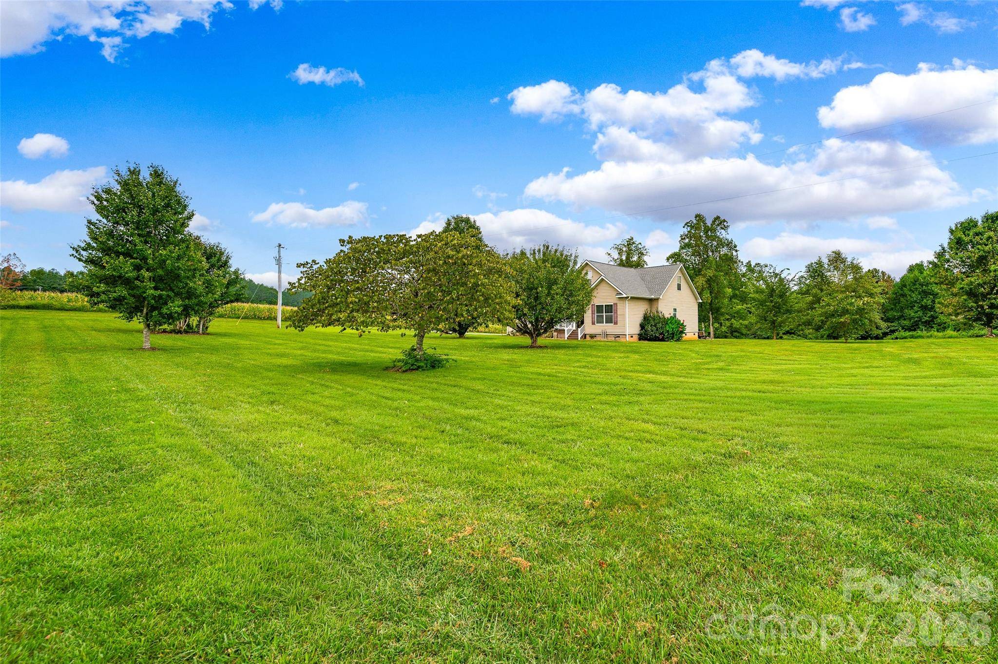 326 Dowell RD, Olin, NC 28660