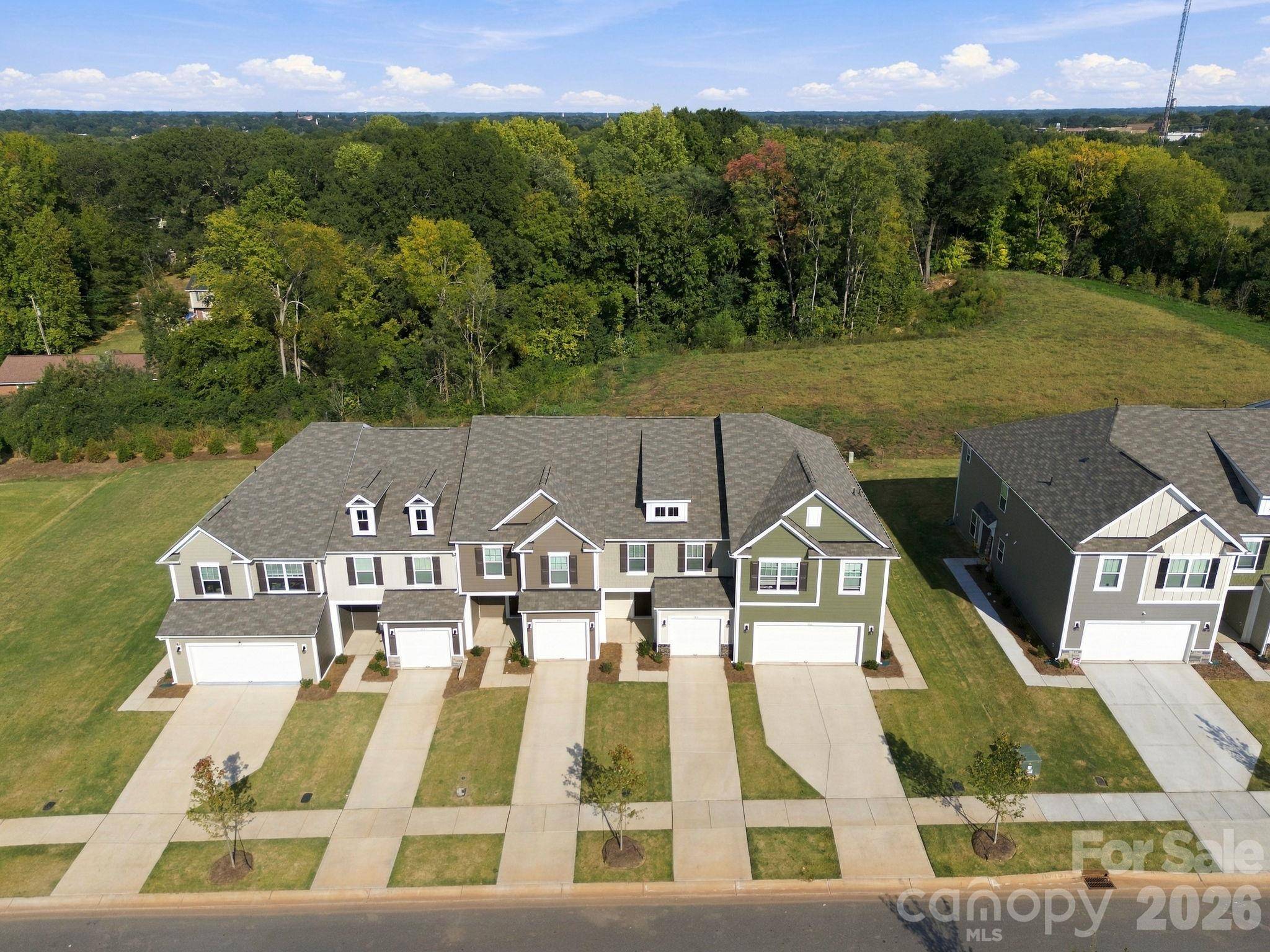 759 Kitfox DR NW, Concord, NC 28027