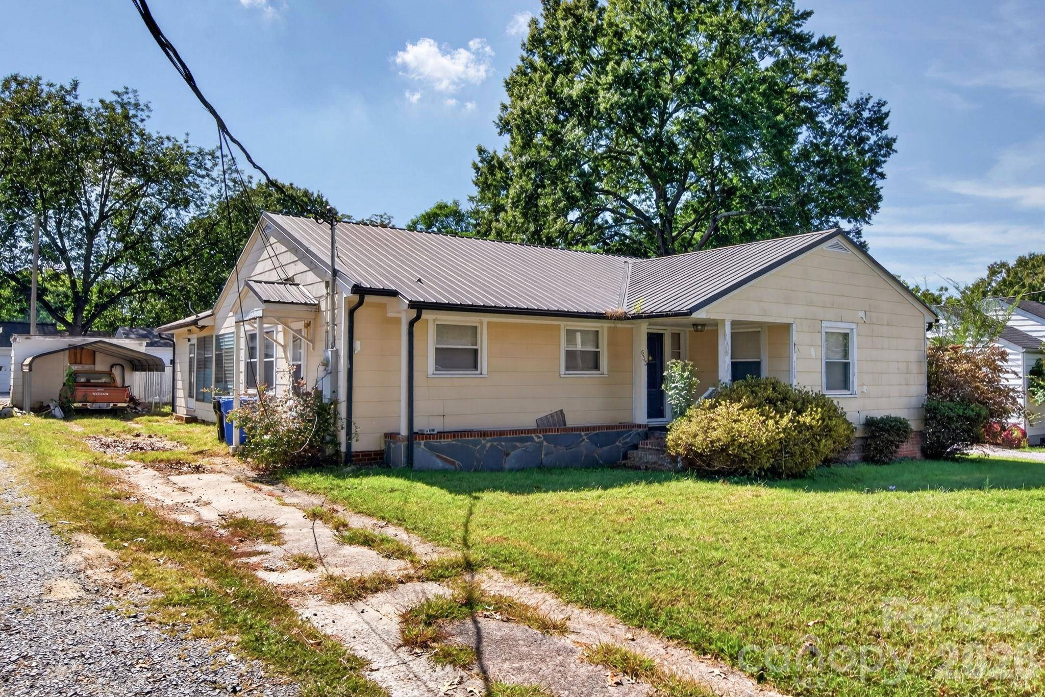 633 Oak ST, Mooresville, NC 28115