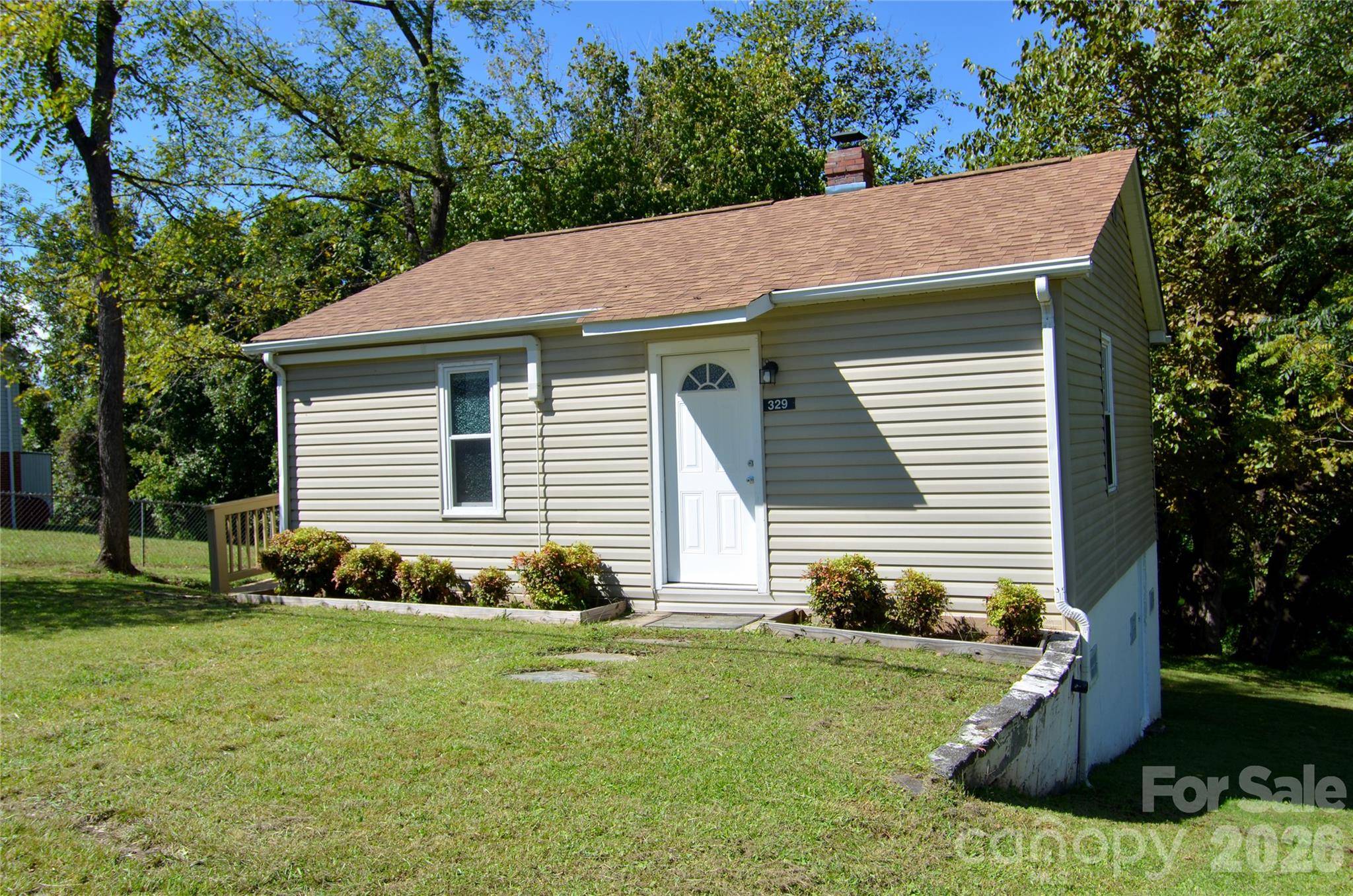 329 Morehead RD, Marion, NC 28752
