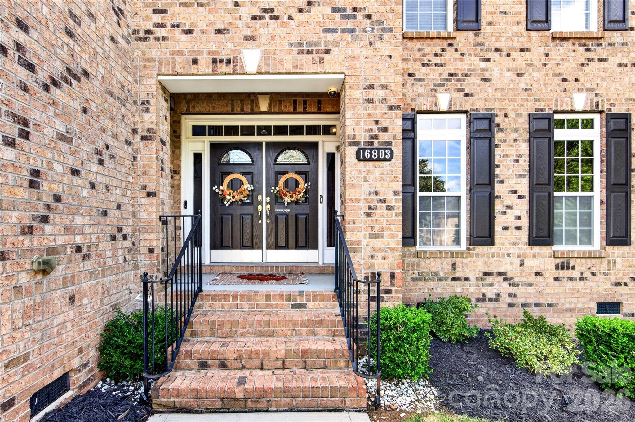 16803 Silversword DR, Charlotte, NC 28213
