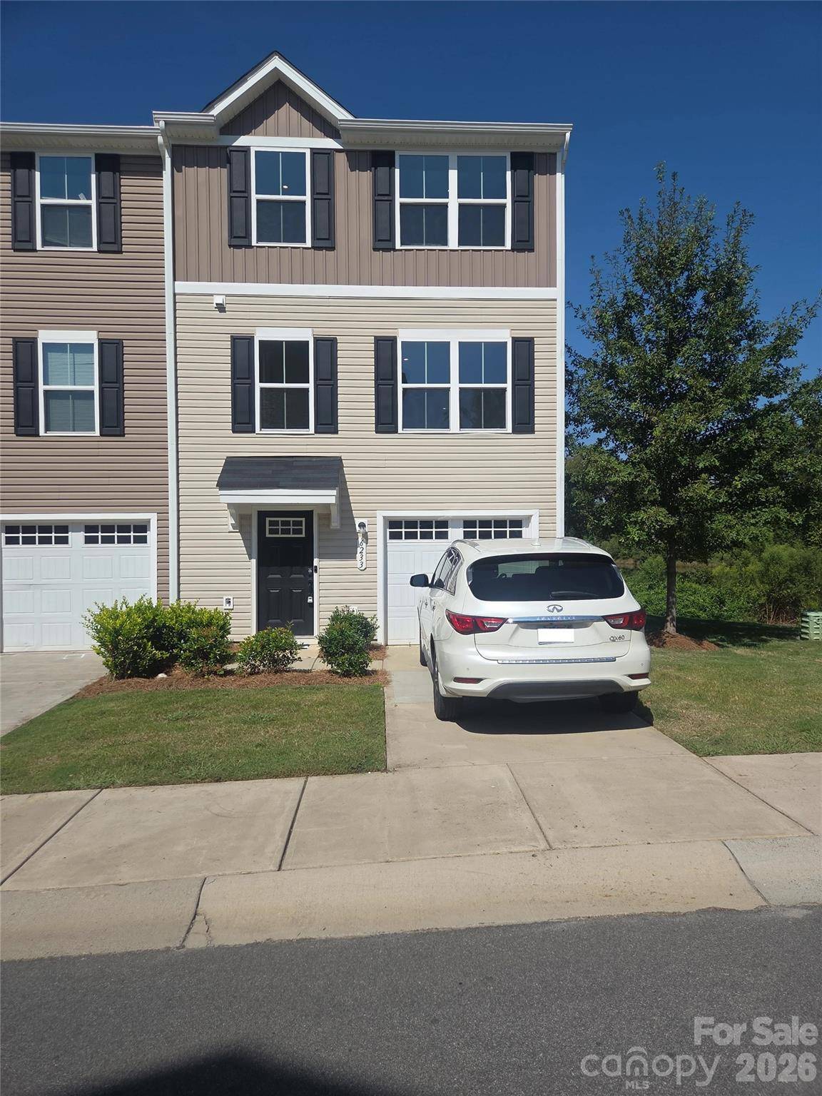 6233 Cutwater CIR, Charlotte, NC 28269