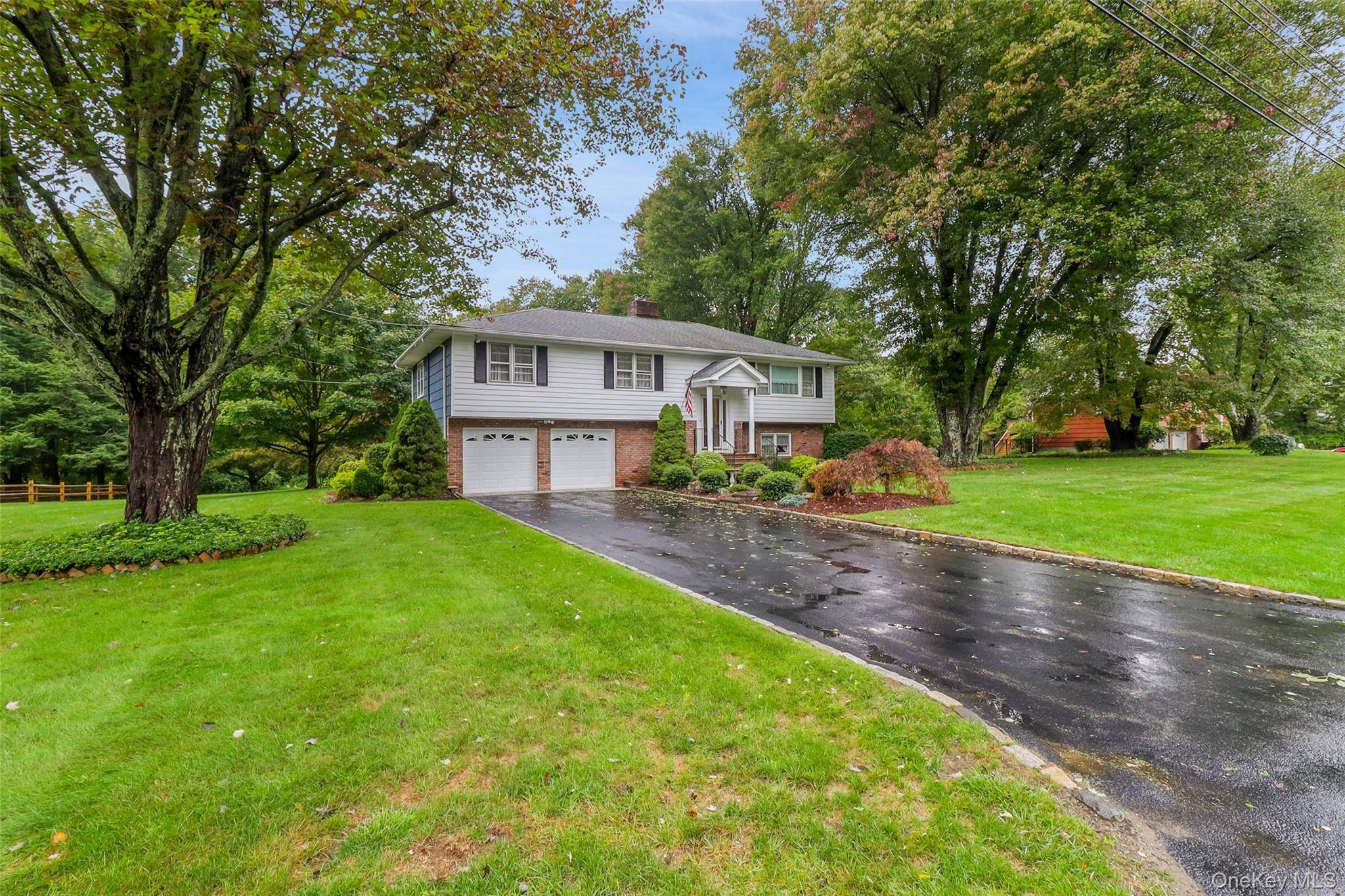 5 Susan DR, Somers, NY 10589