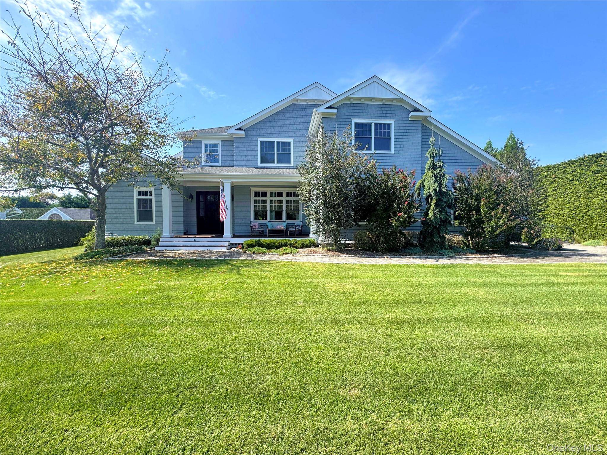 43 Shore RD, Remsenburg, NY 11960