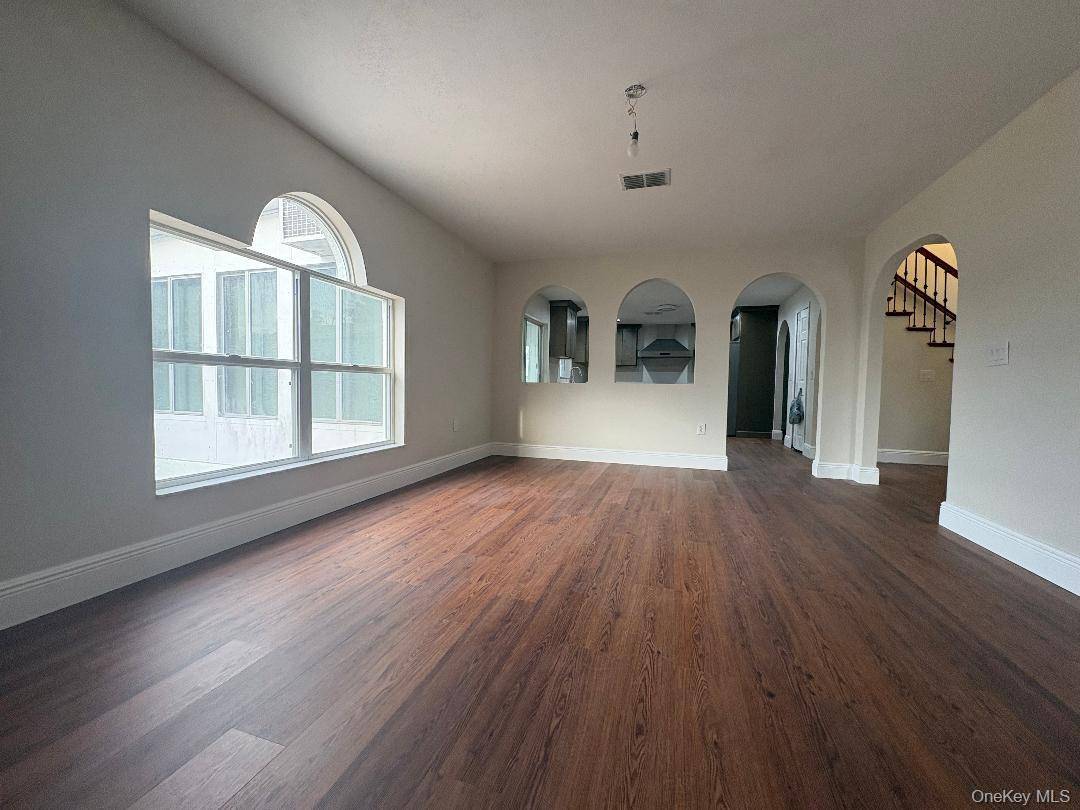 16122 Denham CT, Call Listing Agent, NY 34711