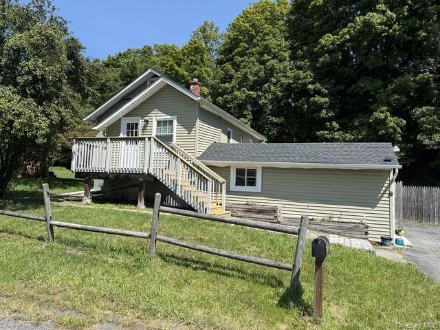 120 Bert Crawford RD, Middletown, NY 10940