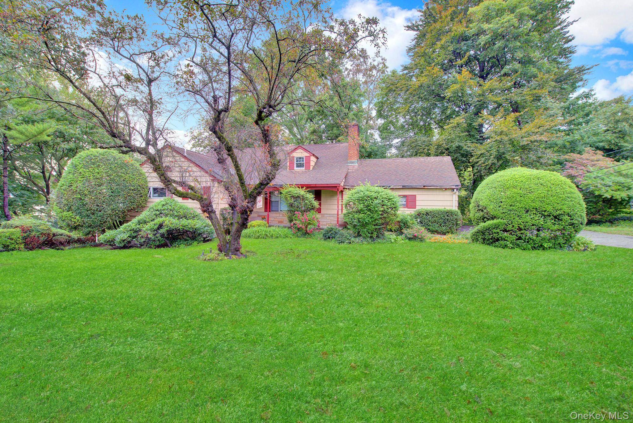 6 Soundview RD, Glen Cove, NY 11542