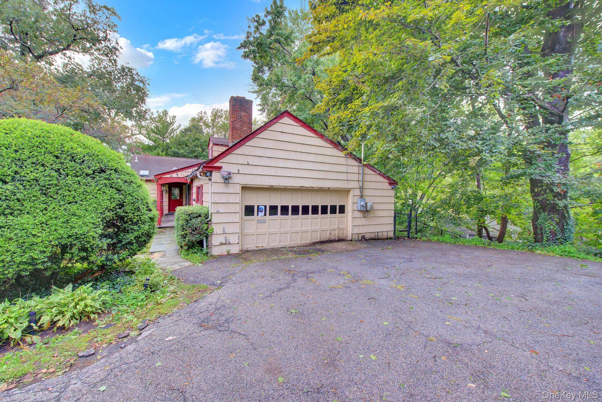 6 Soundview RD, Glen Cove, NY 11542