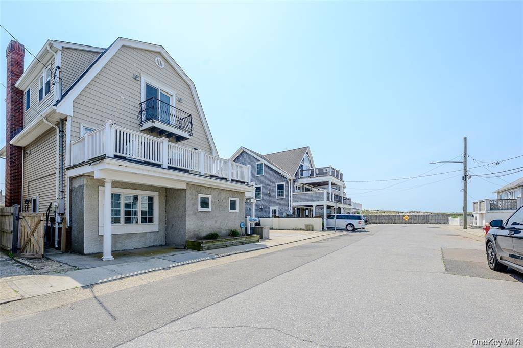30 Buffalo AVE, East Atlantic Beach, NY 11561
