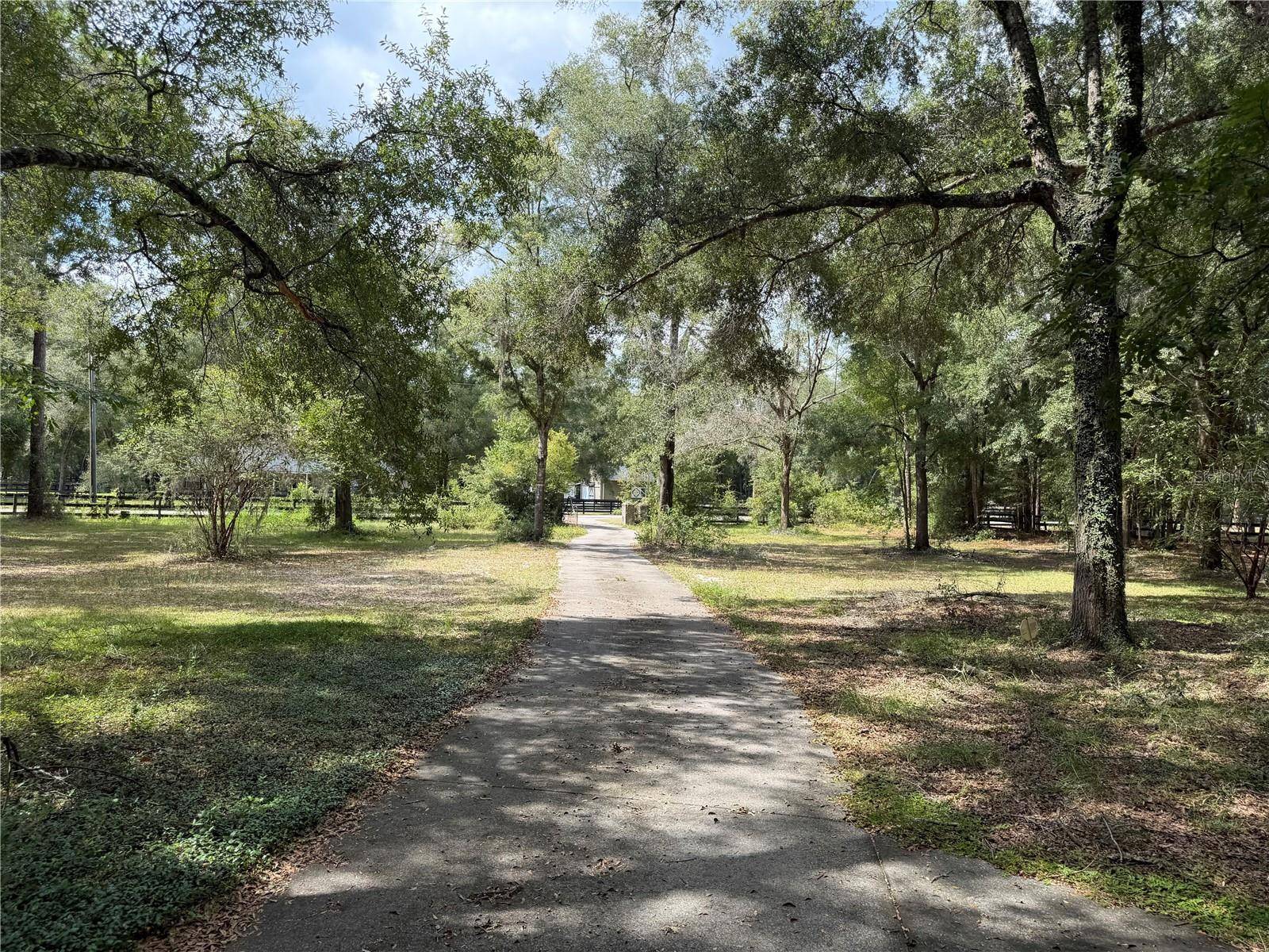 875 NW 70 TER, Ocala, FL 34482