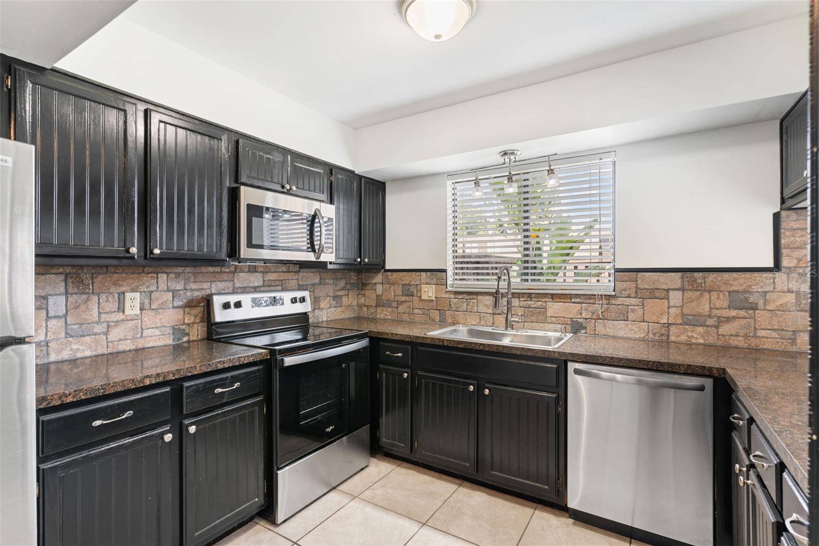 1836 N CRYSTAL LAKE DR #87, Lakeland, FL 33801