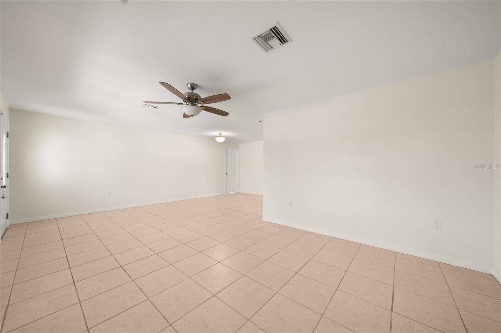 123 SWALLOW AVE, Sebring, FL 33870