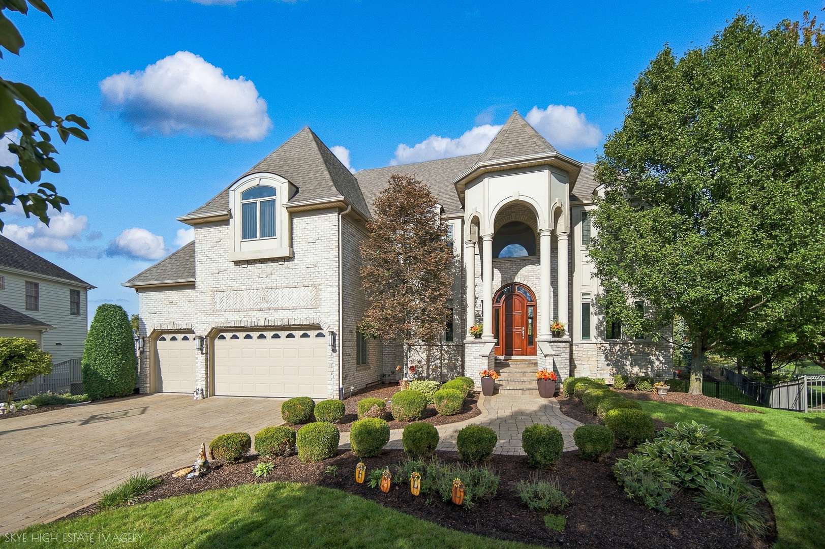 3131 Kewanee LN, Naperville, IL 60564