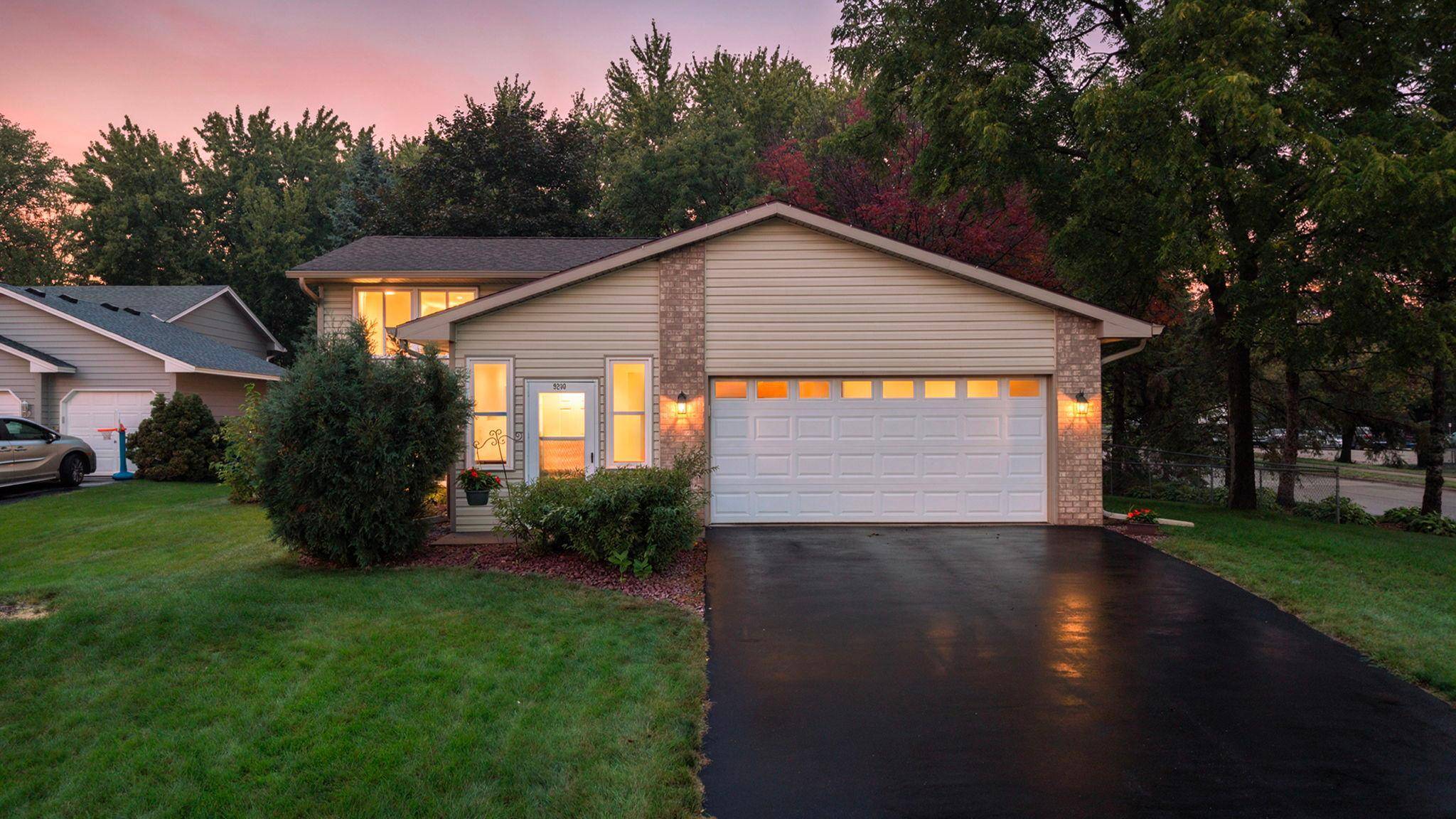 9200 124th PL N, Champlin, MN 55316