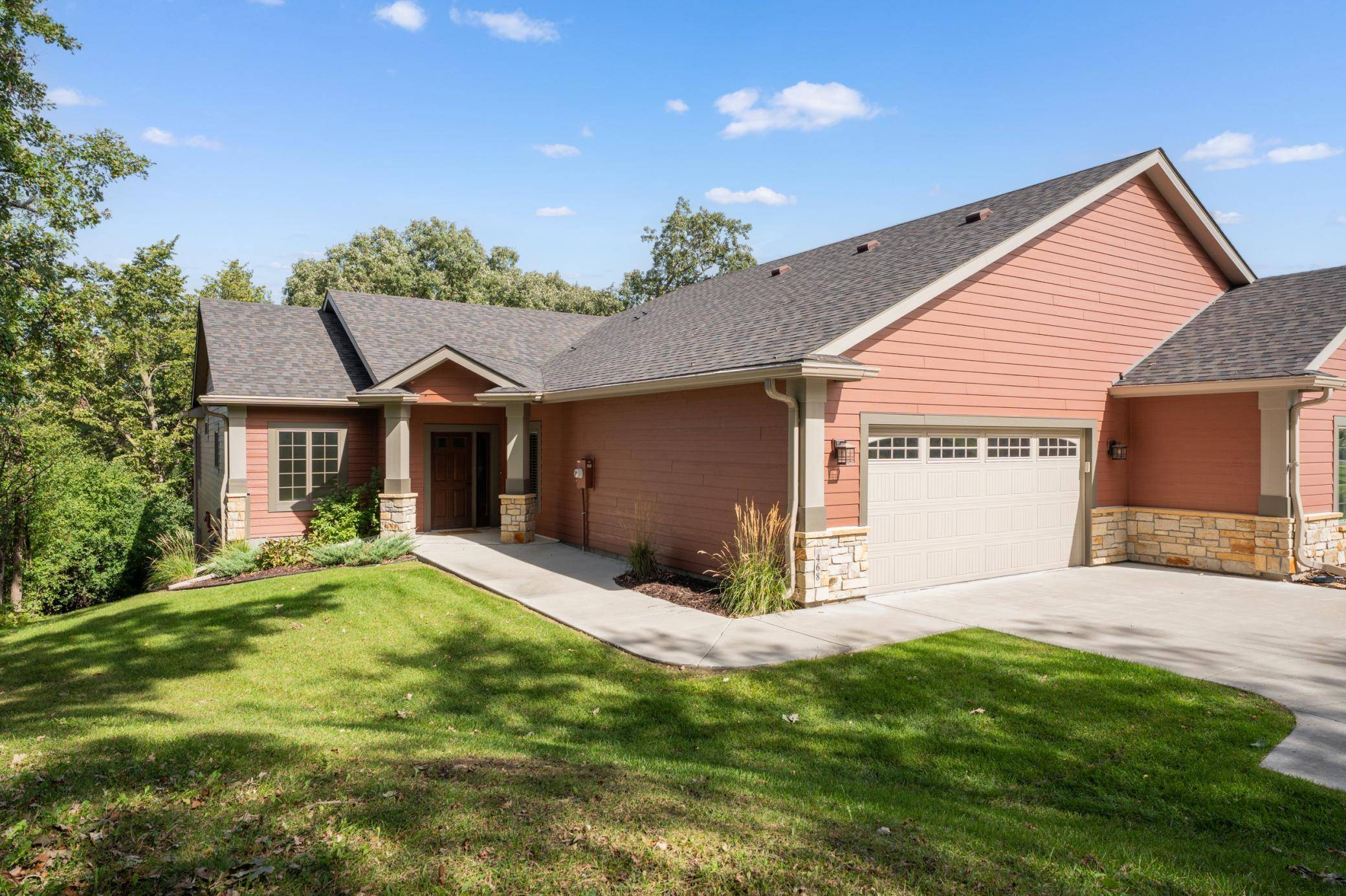 468 Panorama CIR NW, Rochester, MN 55901
