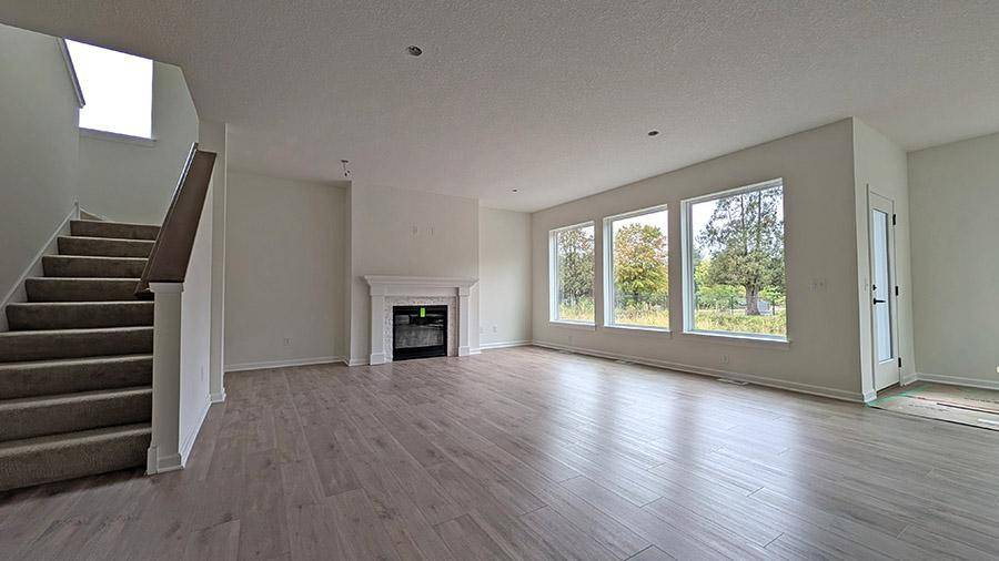 10557 Minnesota LN N, Maple Grove, MN 55369