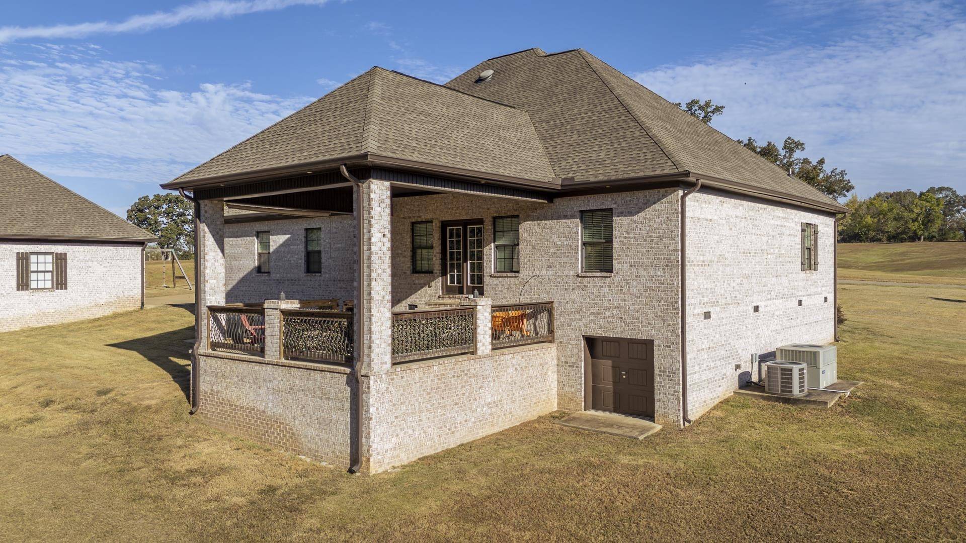 340 GRAND OAKS CV, Savannah, TN 38372