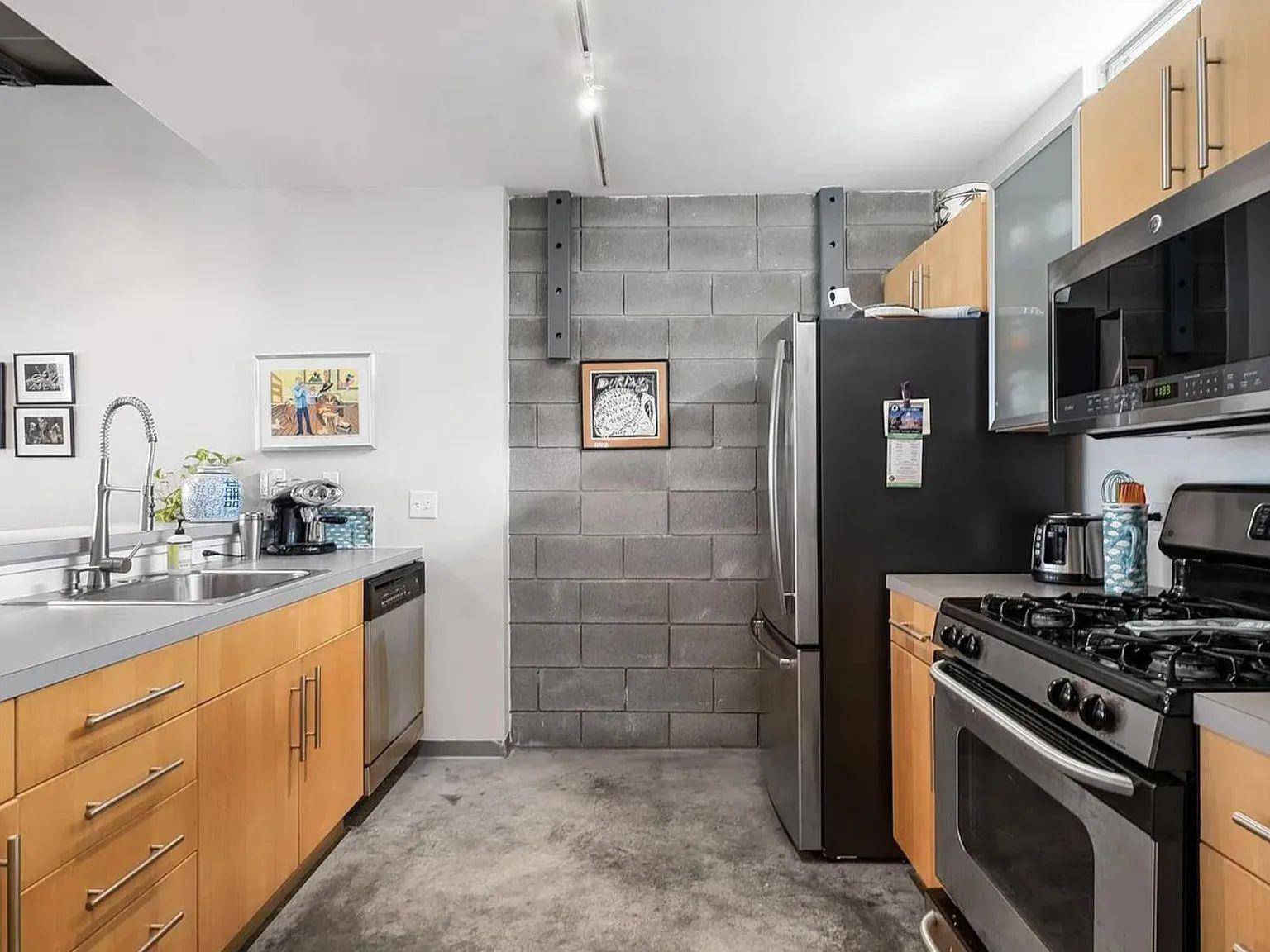 4801 S Congress Ave #P3, Austin, TX 78745